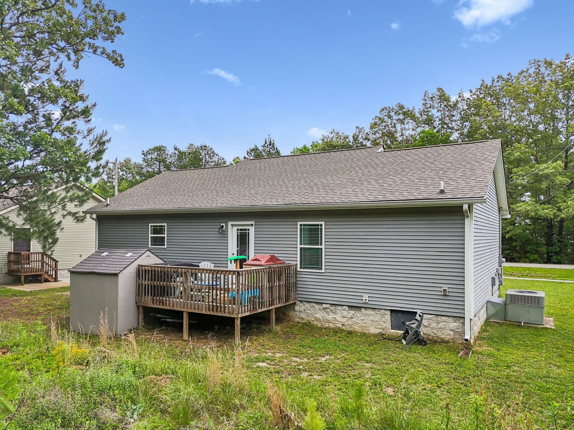 1546 S Spring St, Manchester, TN 37355 1546 S Spring St, Manchester, TN 37355