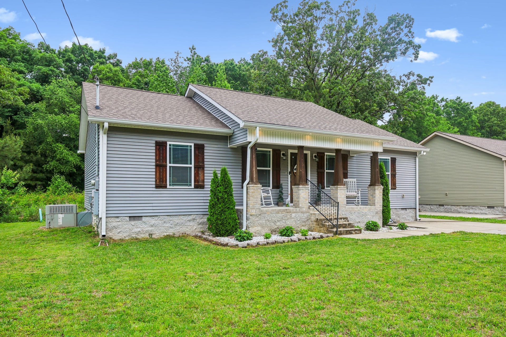 1546 S Spring St, Manchester, TN 37355 1546 S Spring St, Manchester, TN 37355