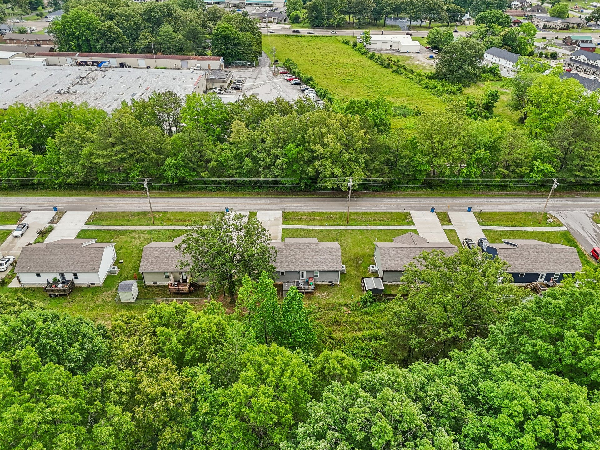 1546 S Spring St, Manchester, TN 37355 1546 S Spring St, Manchester, TN 37355