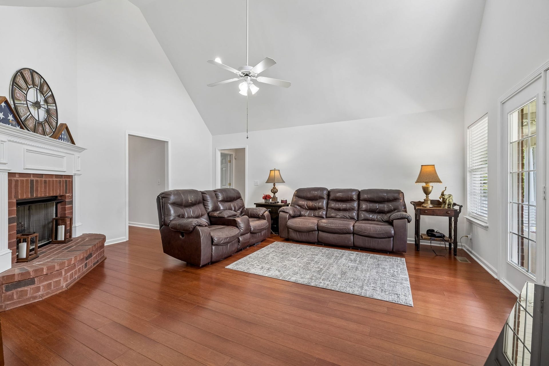 120 Callaway Ct, Murfreesboro, TN 37127 Great room includes a fireplace with brick hearth to keep your family cozy this winter! 120 Callaway Court, Murfreesboro, TN 37127