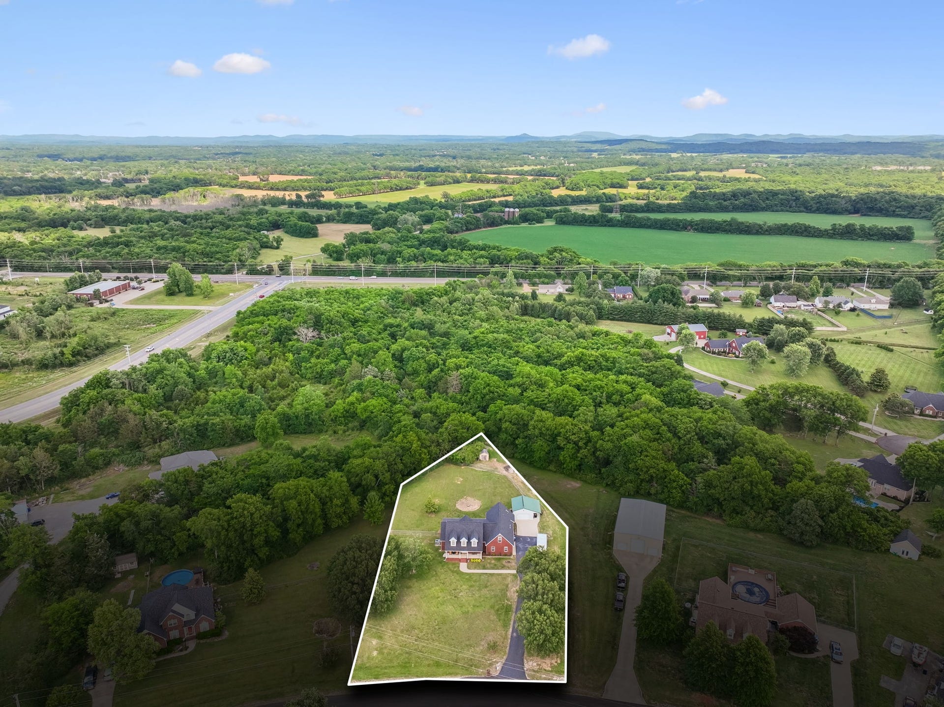 120 Callaway Ct, Murfreesboro, TN 37127 120 Callaway Court, Murfreesboro, TN 37127