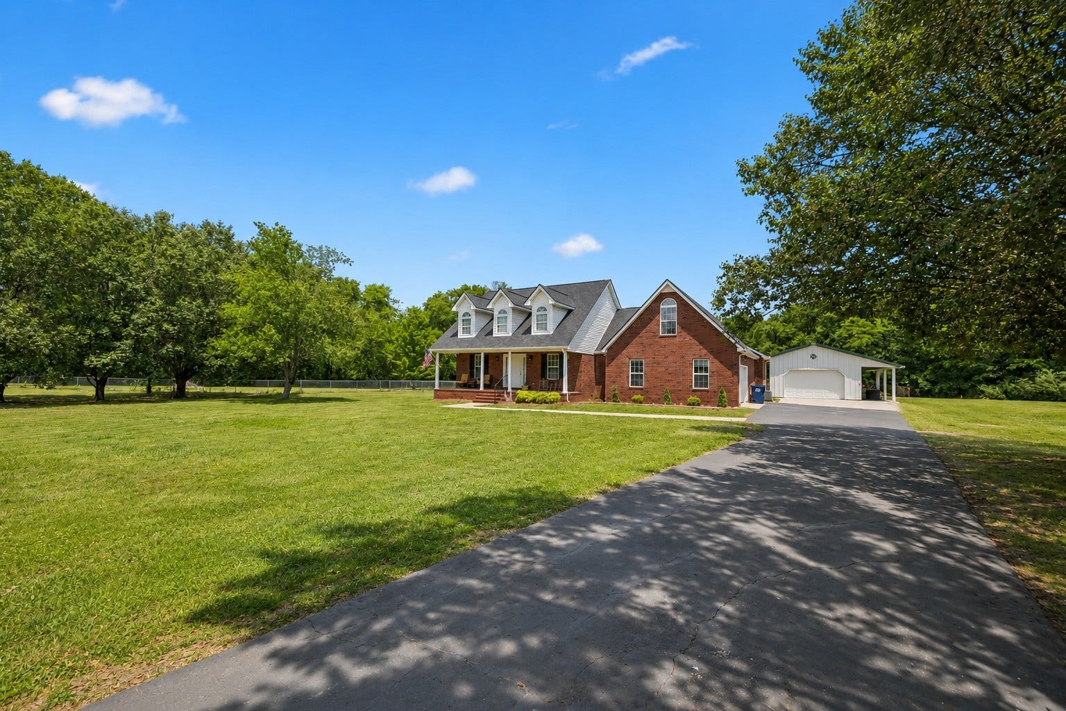 120 Callaway Ct, Murfreesboro, TN 37127 Very private, country feel with plenty of guest parking! 120 Callaway Court, Murfreesboro, TN 37127