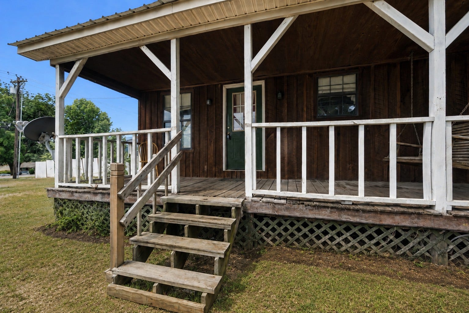 328 Murfreesboro Rd, Woodbury, TN 37190 Great investment opportunity! 328 Murfreesboro Road, Woodbury, TN 37190