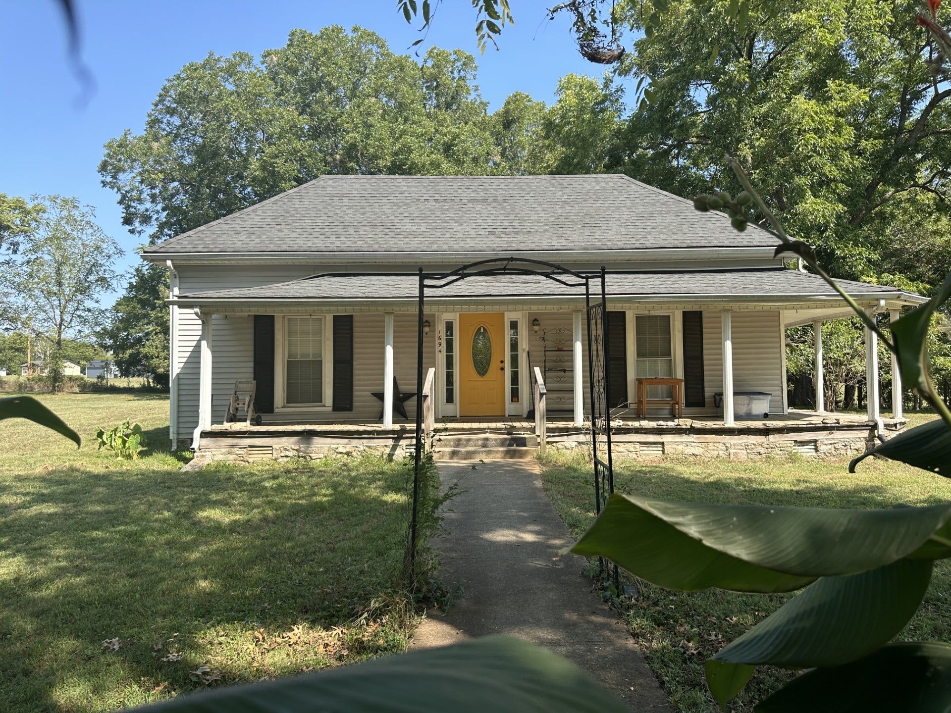 1694 Verona Caney Rd, Lewisburg, TN 37091 1694 Verona Caney Rd, Lewisburg, TN 37091
