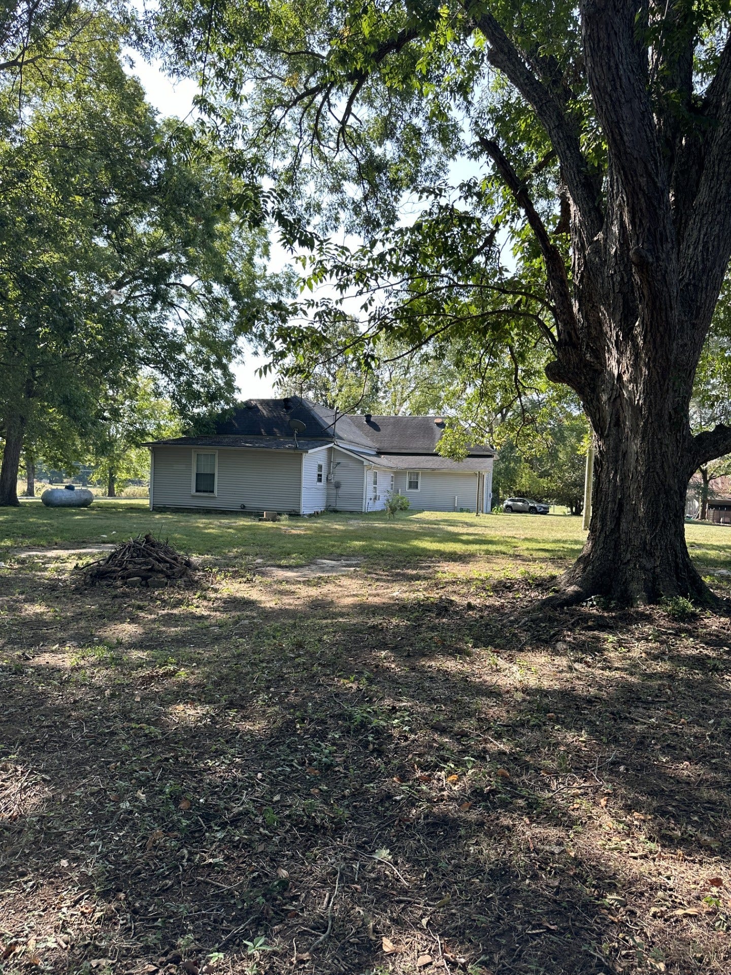 1694 Verona Caney Rd, Lewisburg, TN 37091 1694 Verona Caney Rd, Lewisburg, TN 37091