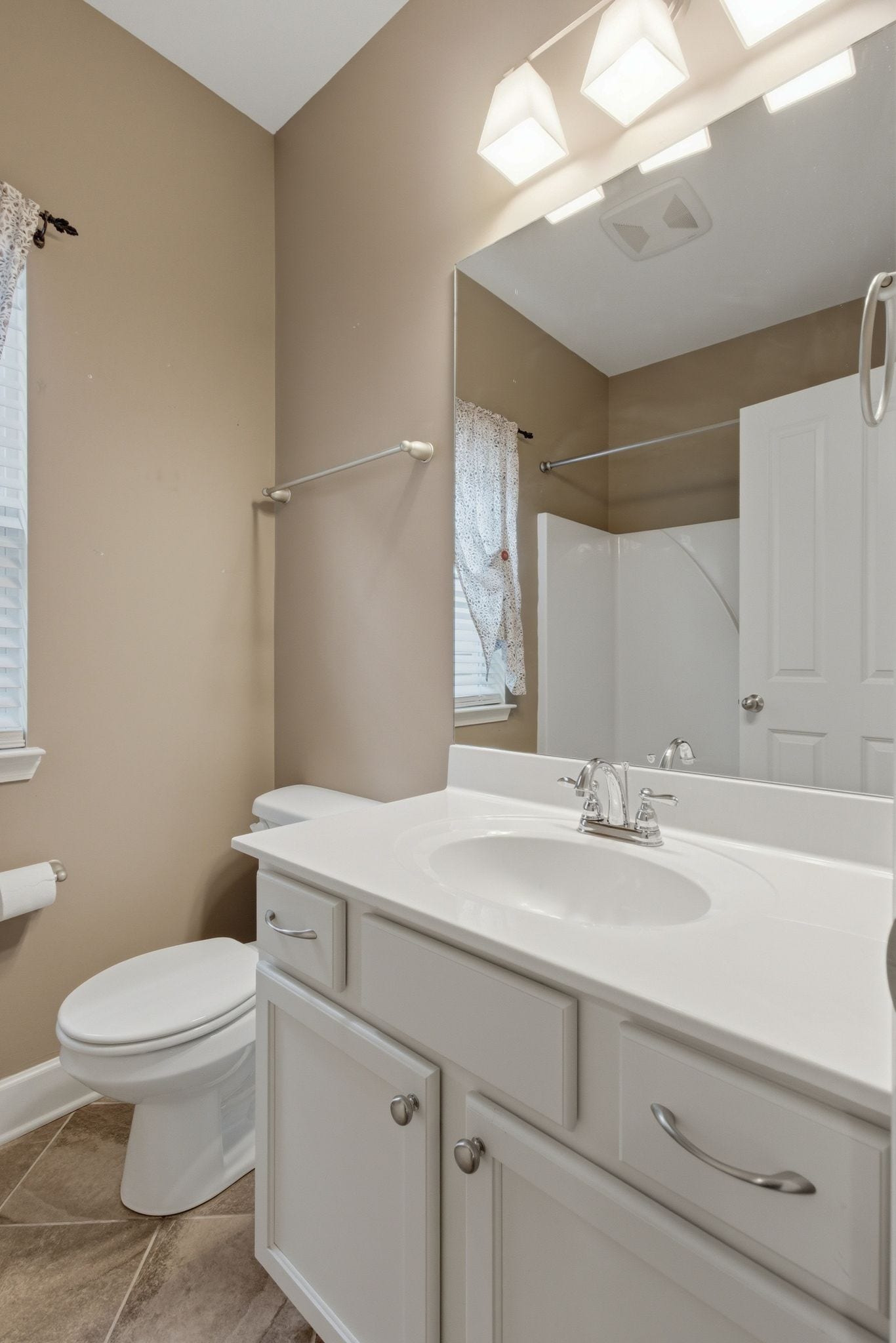 2532 Hanover Dr, Columbia, TN 38401 2532 Hanover Dr, Columbia, TN 38401