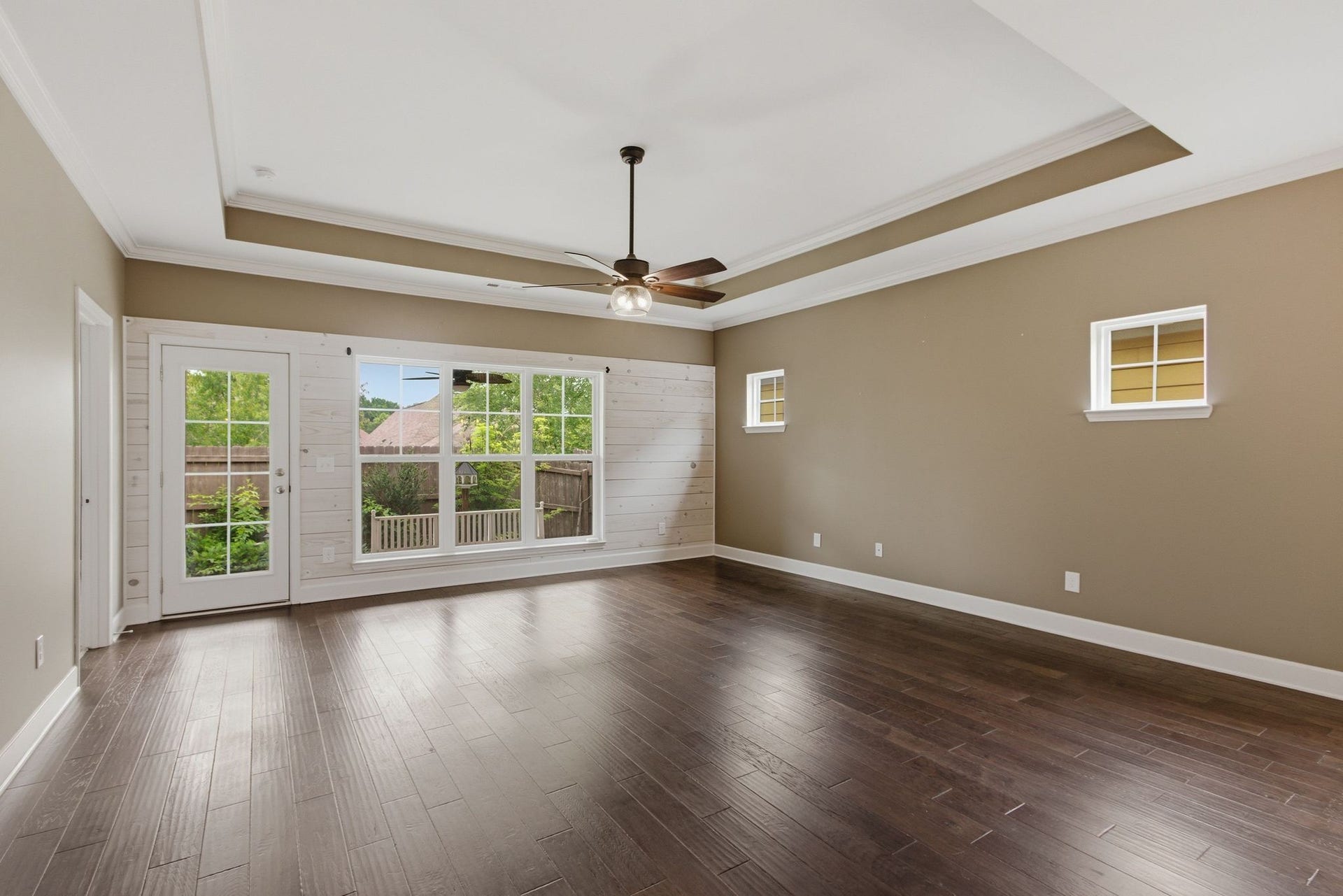 2532 Hanover Dr, Columbia, TN 38401 2532 Hanover Dr, Columbia, TN 38401