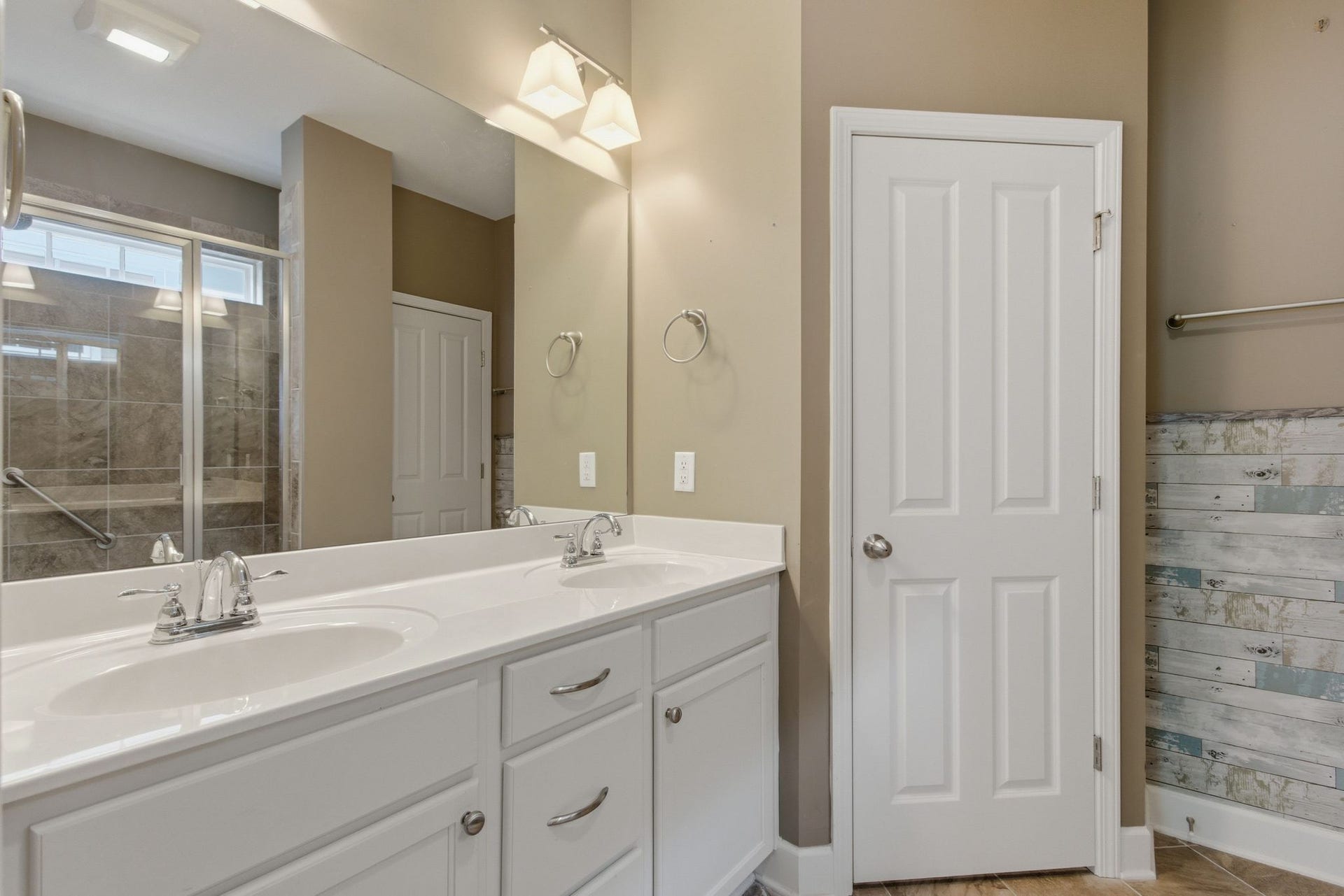 2532 Hanover Dr, Columbia, TN 38401 2532 Hanover Dr, Columbia, TN 38401