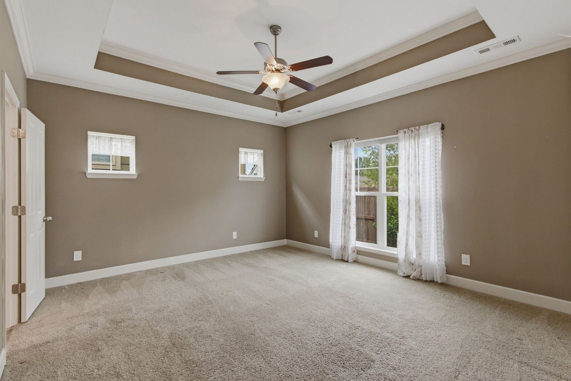 2532 Hanover Dr, Columbia, TN 38401 2532 Hanover Dr, Columbia, TN 38401