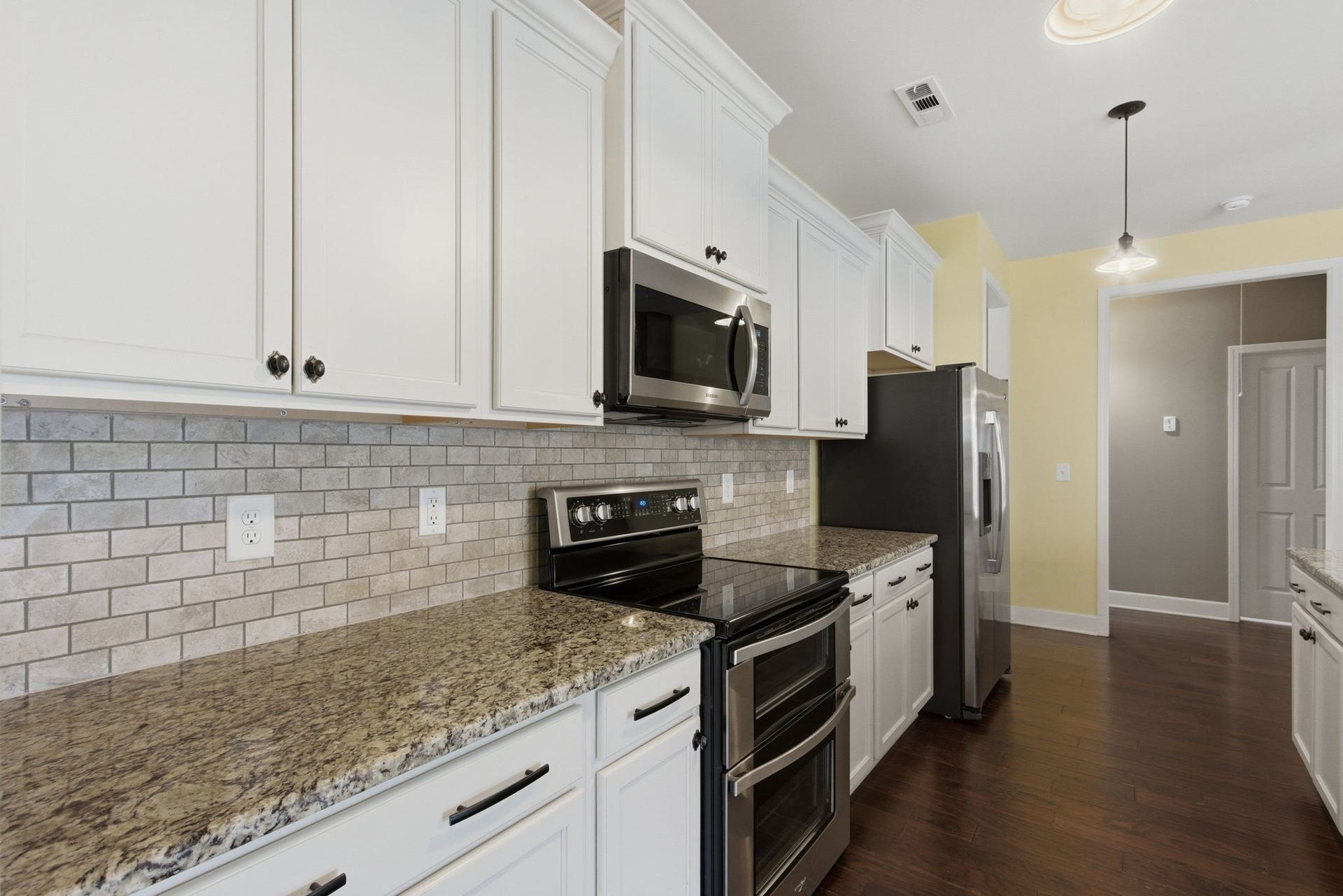 2532 Hanover Dr, Columbia, TN 38401 2532 Hanover Dr, Columbia, TN 38401