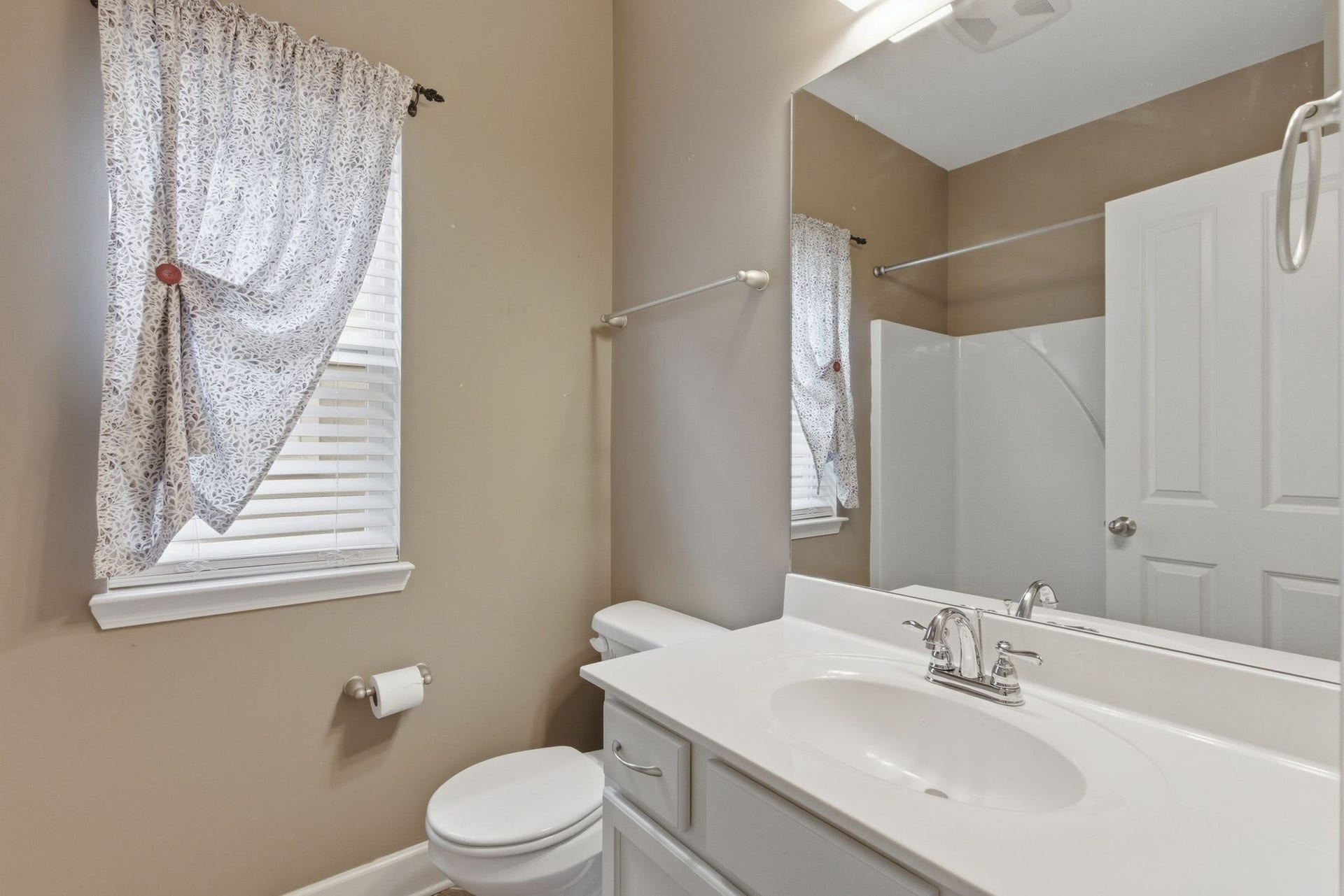 2532 Hanover Dr, Columbia, TN 38401 2532 Hanover Dr, Columbia, TN 38401