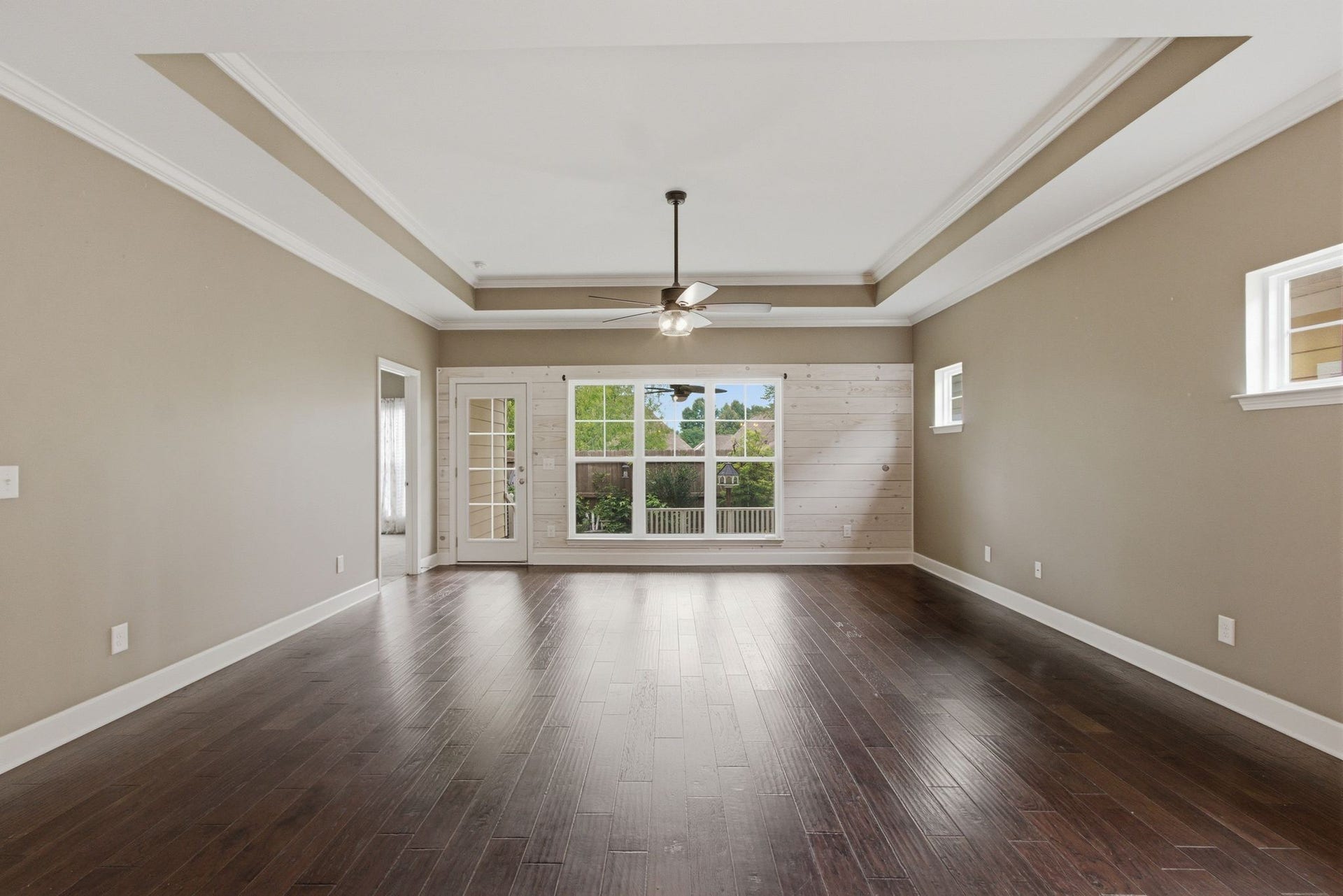 2532 Hanover Dr, Columbia, TN 38401 2532 Hanover Dr, Columbia, TN 38401