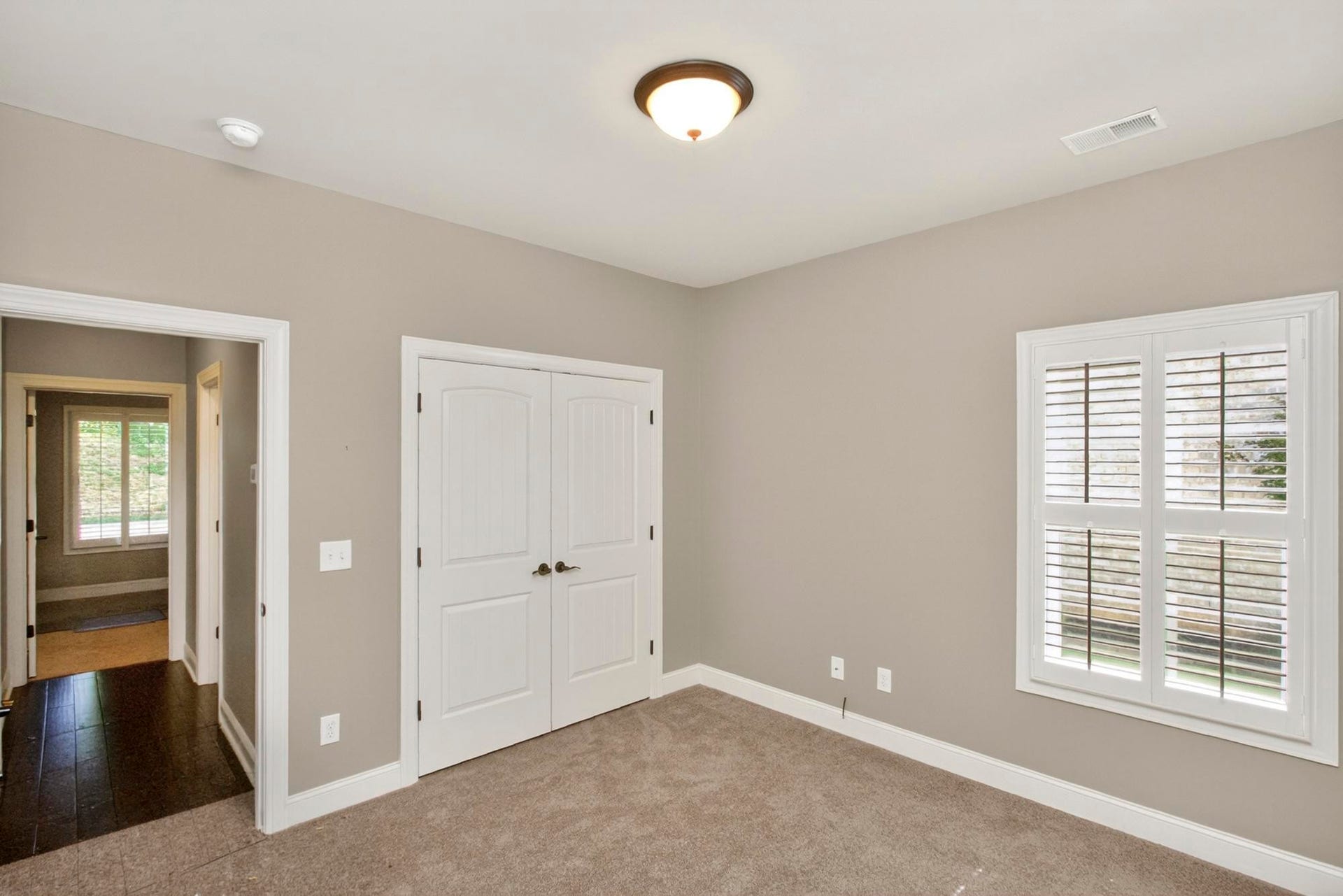 1262 Charleston Blvd, Murfreesboro, TN 37130 1262 Charleston Blvd, Murfreesboro, TN 37130