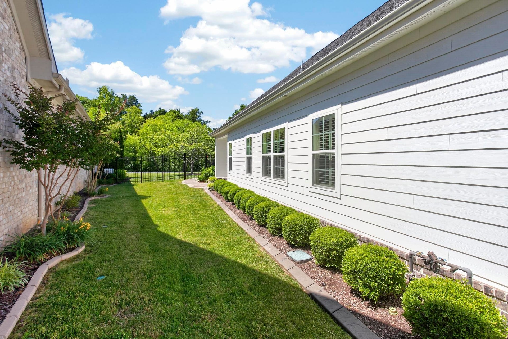 1262 Charleston Blvd, Murfreesboro, TN 37130 1262 Charleston Blvd, Murfreesboro, TN 37130