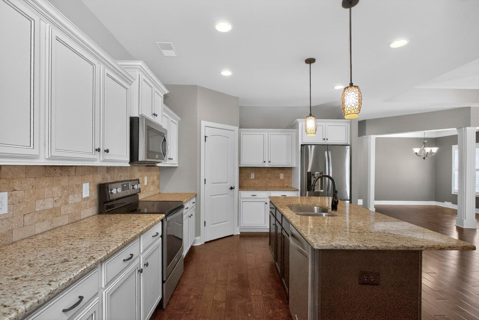 1262 Charleston Blvd, Murfreesboro, TN 37130 1262 Charleston Blvd, Murfreesboro, TN 37130