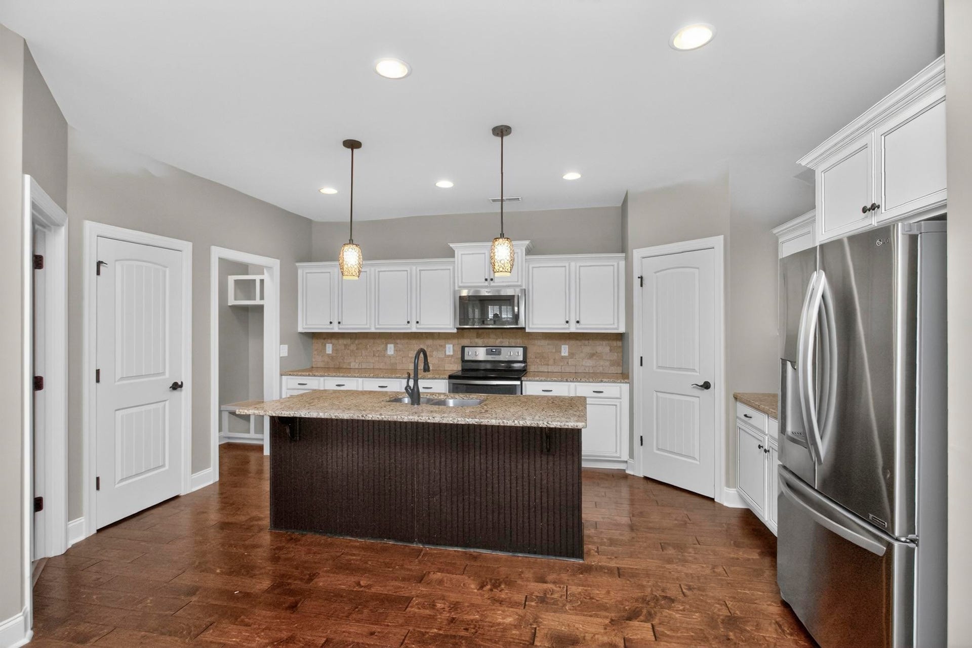 1262 Charleston Blvd, Murfreesboro, TN 37130 1262 Charleston Blvd, Murfreesboro, TN 37130