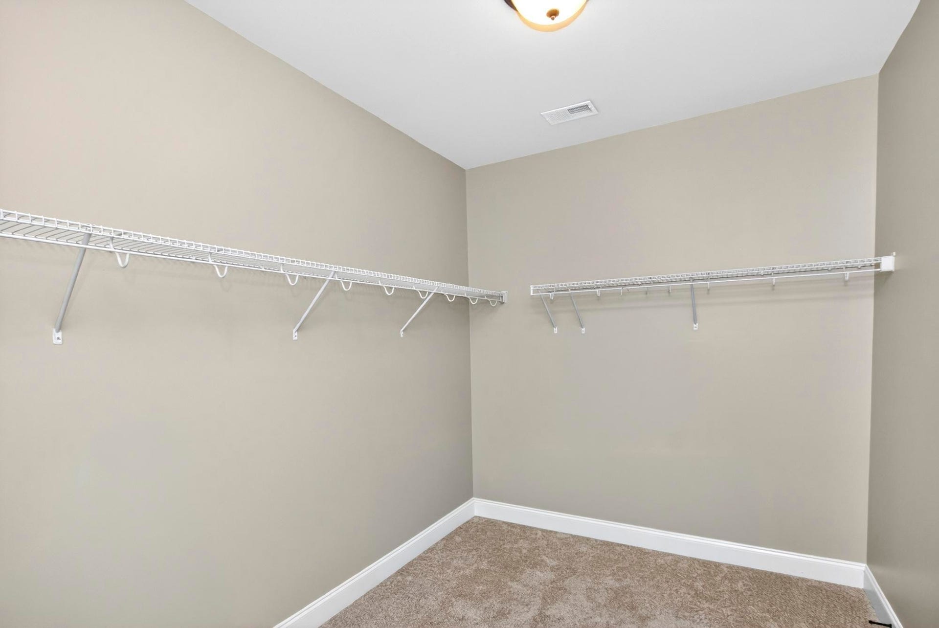 1262 Charleston Blvd, Murfreesboro, TN 37130 1262 Charleston Blvd, Murfreesboro, TN 37130