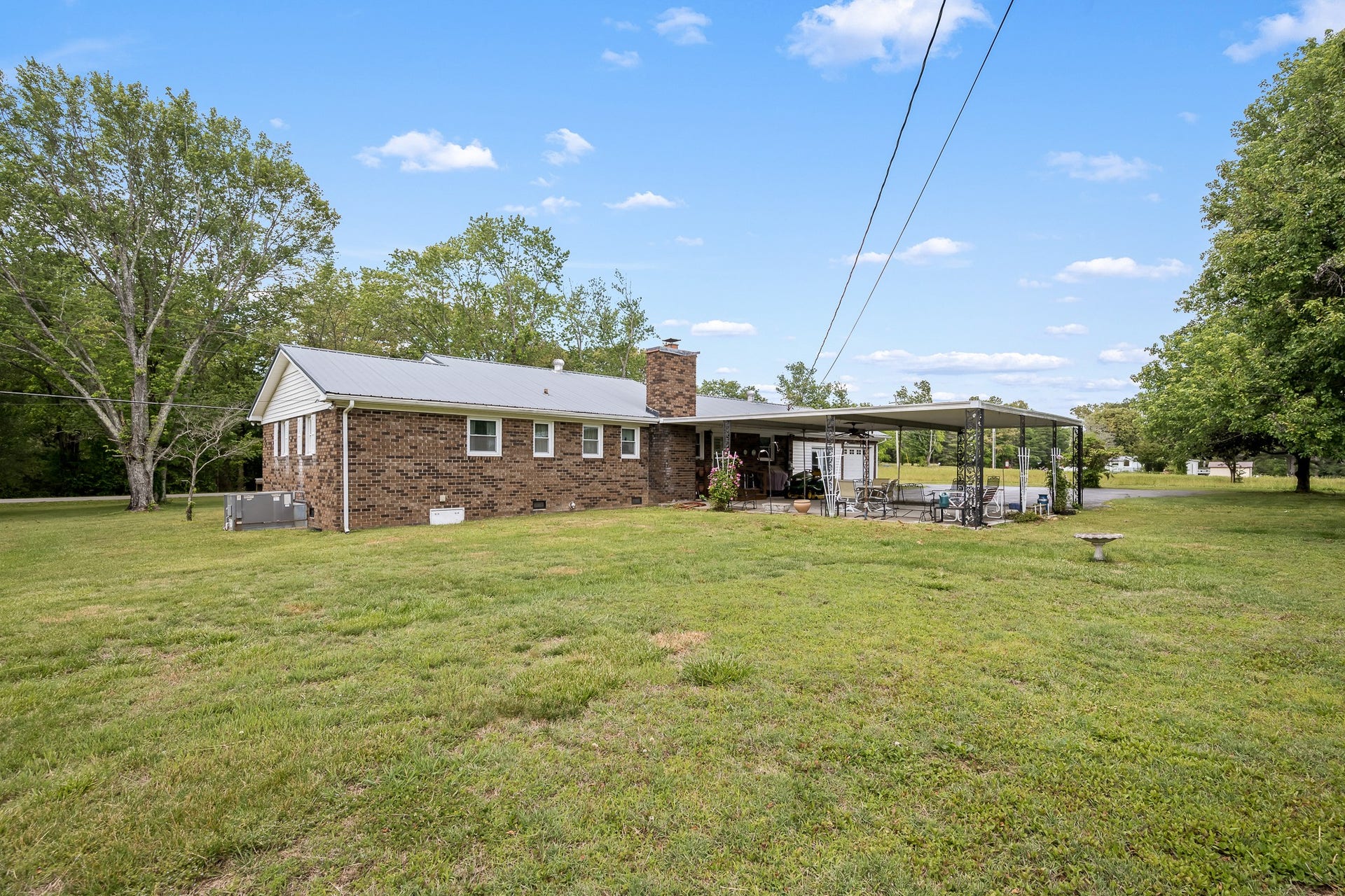 369 Brandontown Rd, Manchester, TN 37355 369 Brandontown Rd, Manchester, TN 37355
