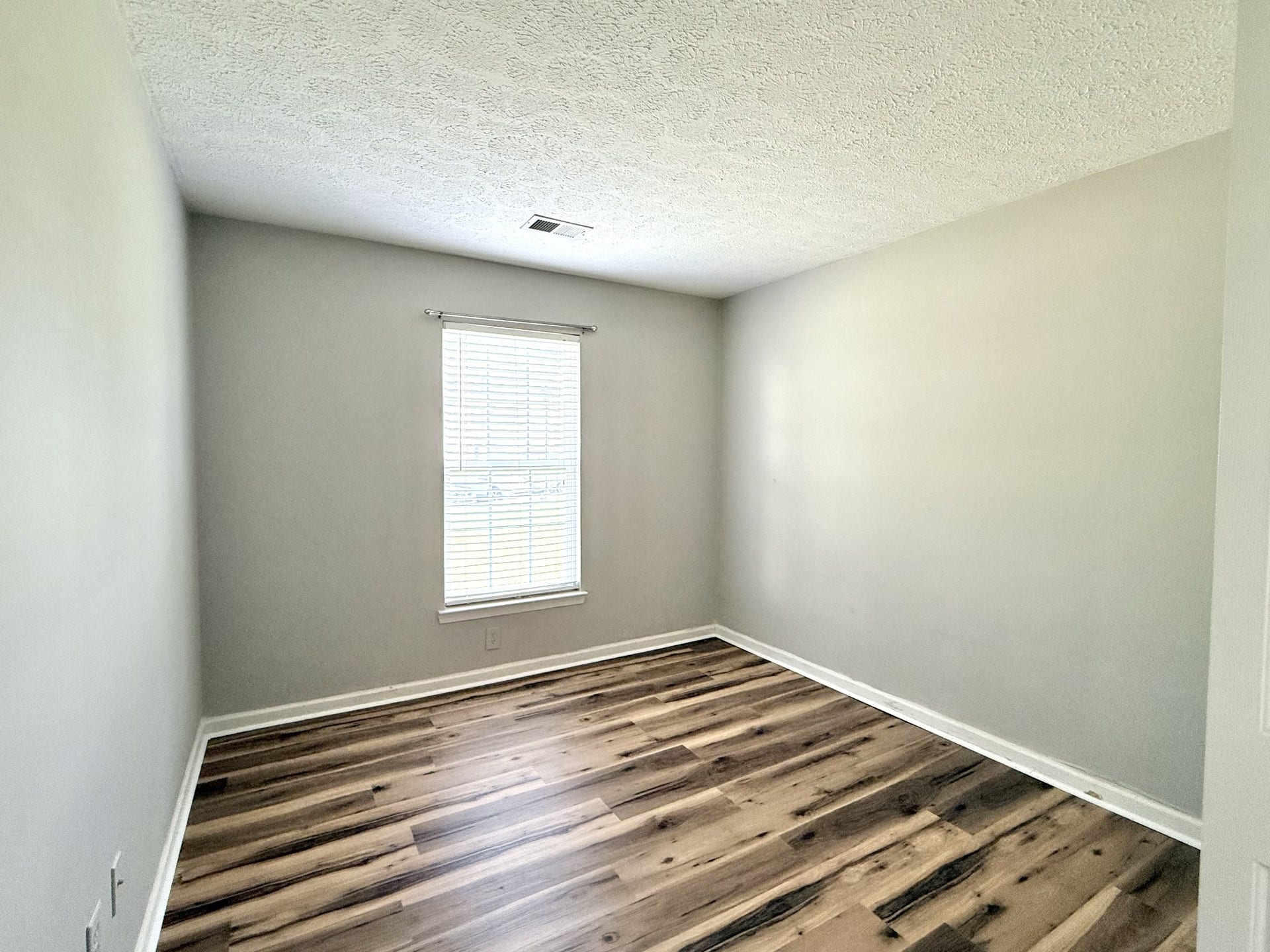 7277 Charlotte, #105, Nashville, TN 37209 7277 Charlotte, #105, Nashville, TN 37209