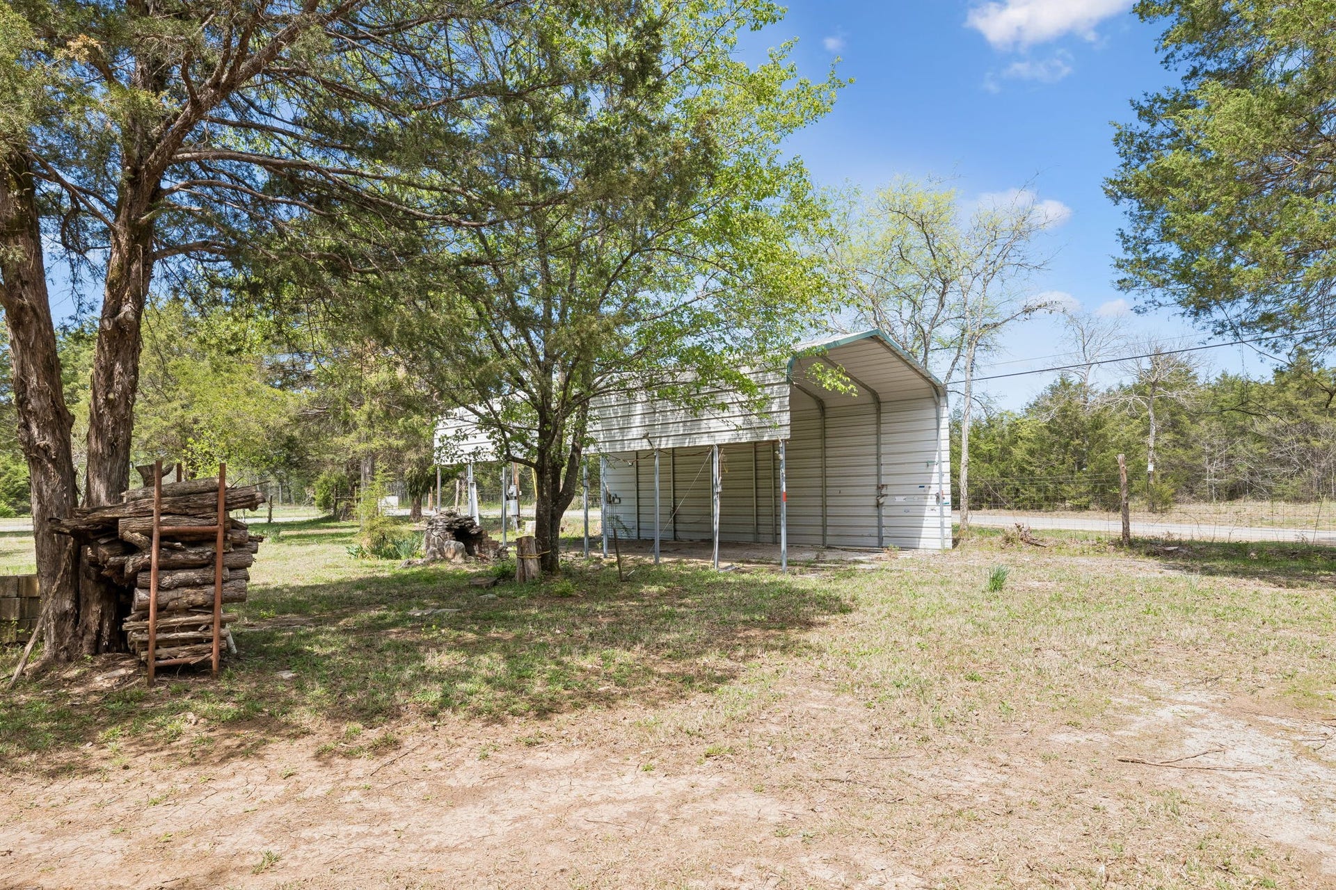 160 Osteen Ln, Chapel Hill, TN 37034 160 Osteen Ln, Chapel Hill, TN 37034