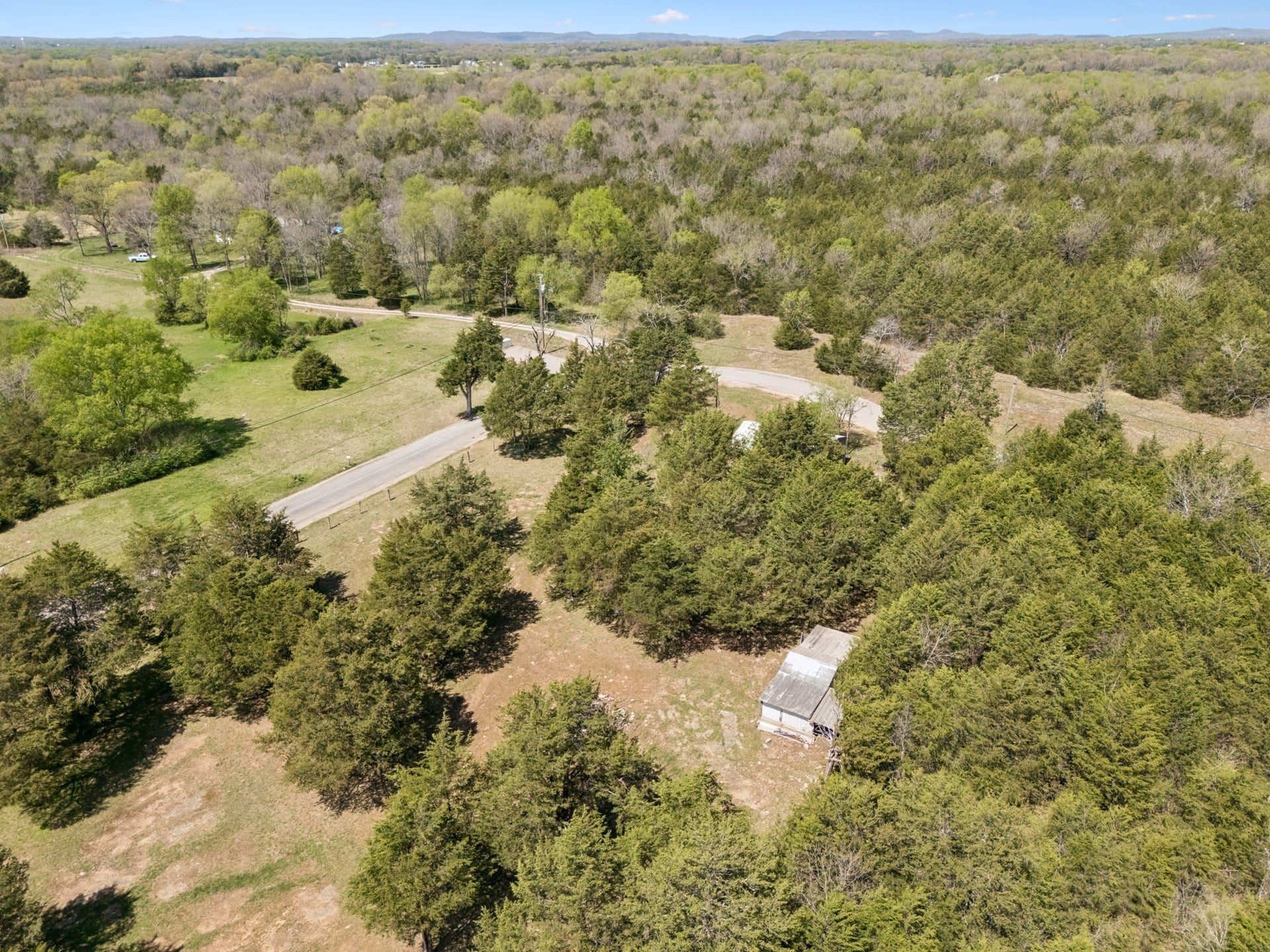 160 Osteen Ln, Chapel Hill, TN 37034 160 Osteen Ln, Chapel Hill, TN 37034