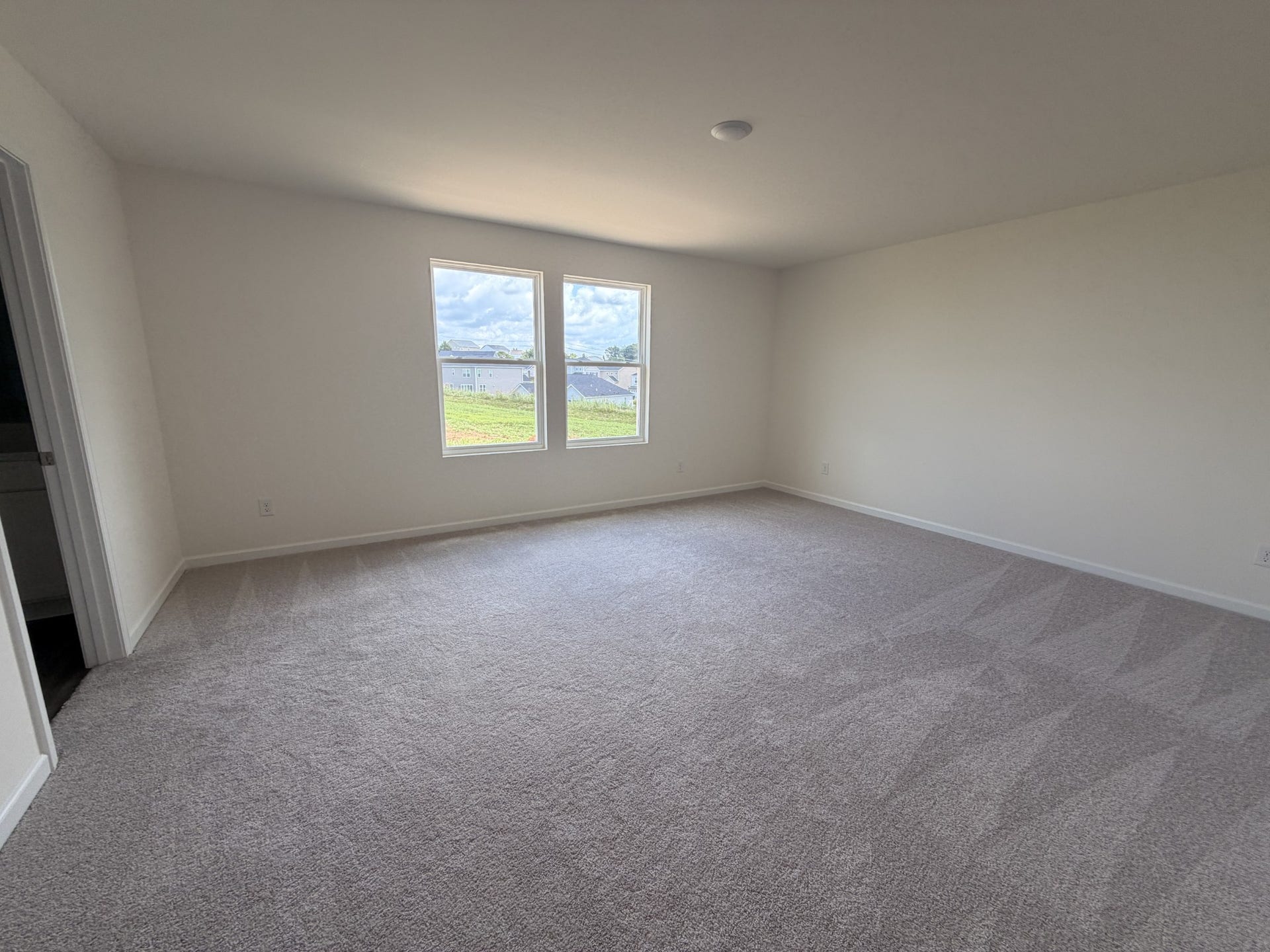 3226 Barrel Oak Pass, Columbia, TN 38401