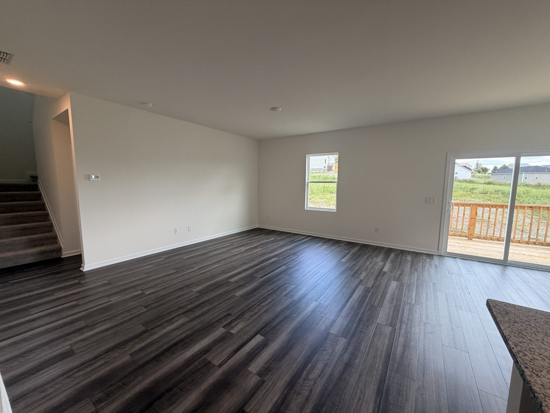 3226 Barrel Oak Pass, Columbia, TN 38401