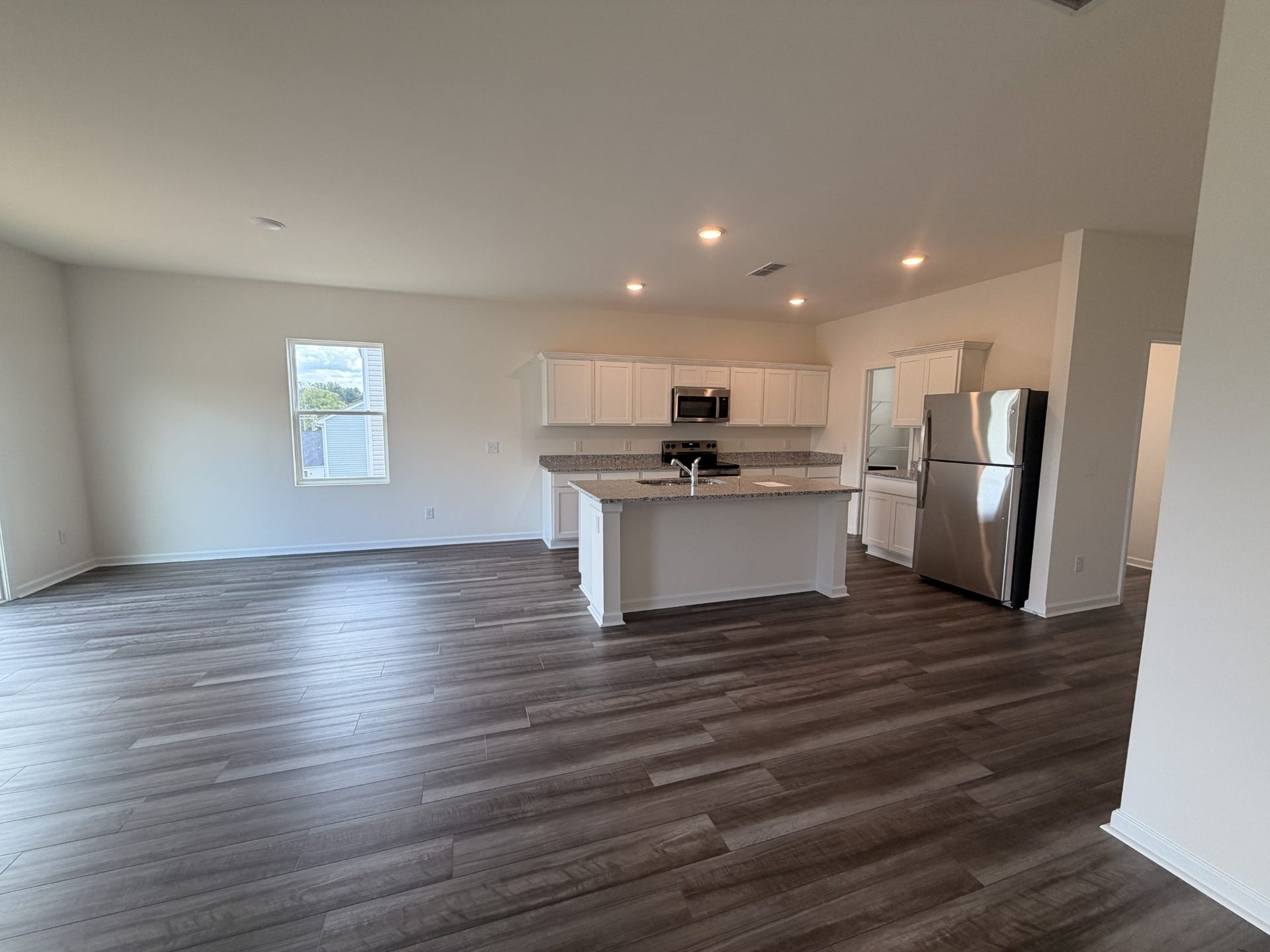 3226 Barrel Oak Pass, Columbia, TN 38401