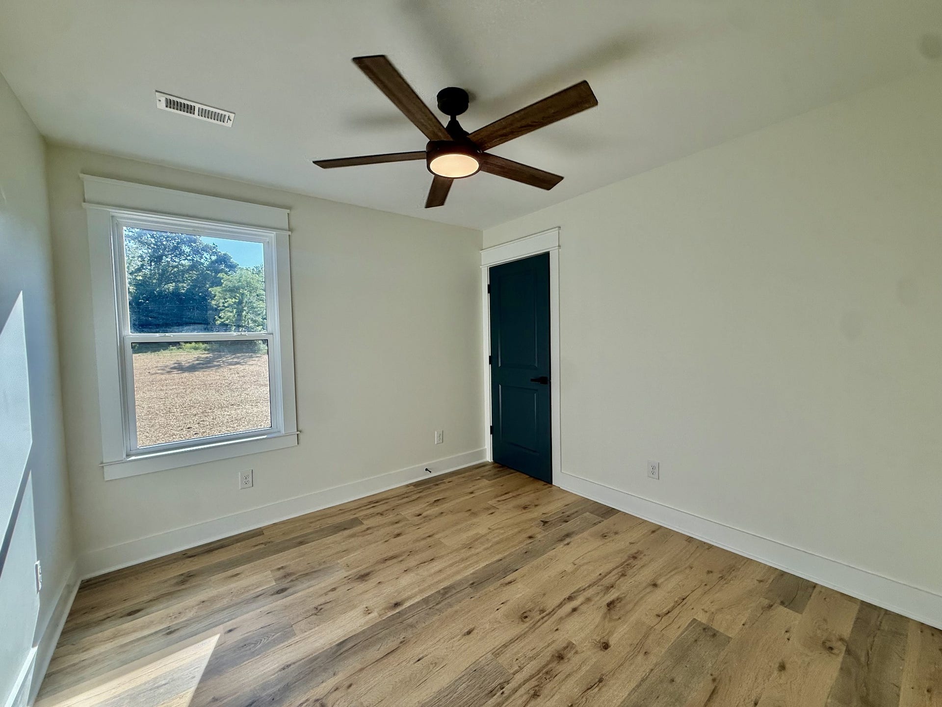 355 Summitville, Manchester, TN 37355