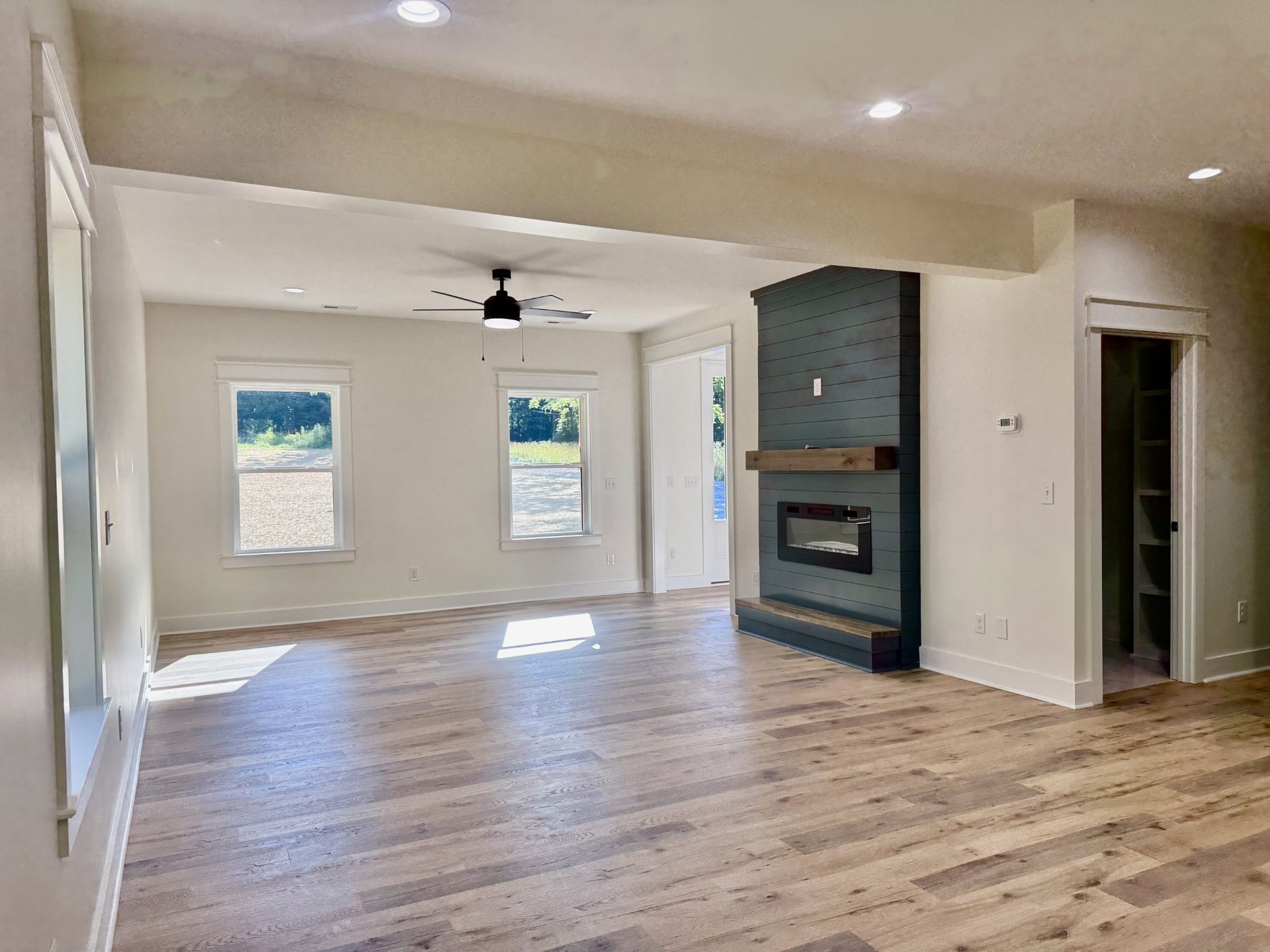 355 Summitville, Manchester, TN 37355