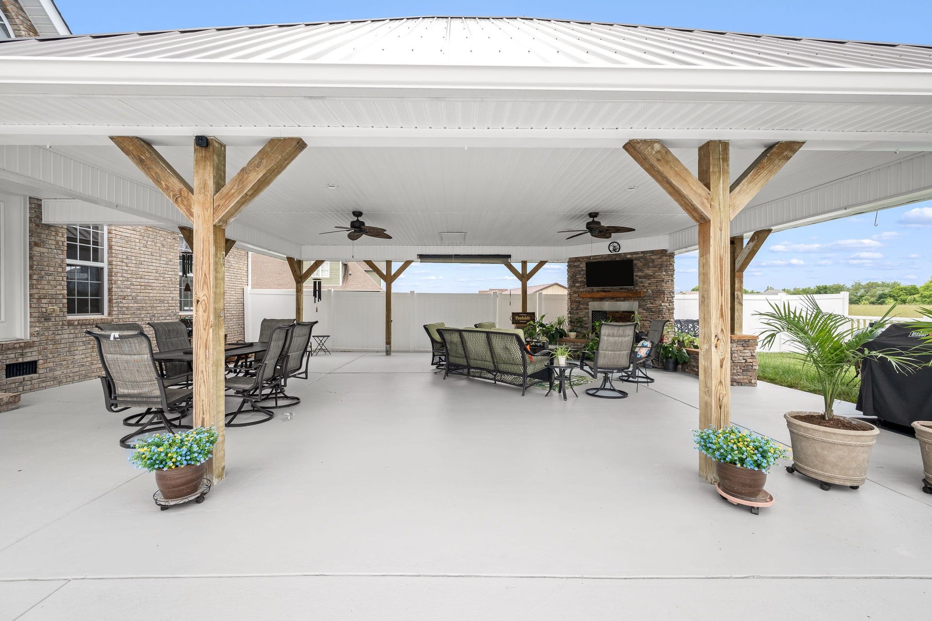 144 Richland Ct, Manchester, TN 37355 Imagine hosting unforgettable gatherings around the outdoor wood-burning fireplace, making s'mores, and enjoying cozy conversations under the stars.