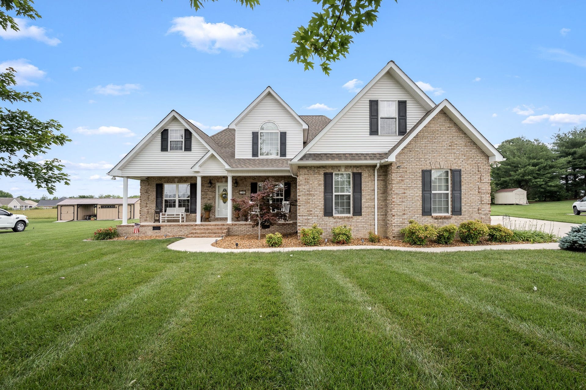 144 Richland Ct, Manchester, TN 37355 Welcome to your dream home in Richland Hills, where elegance meets comfort!