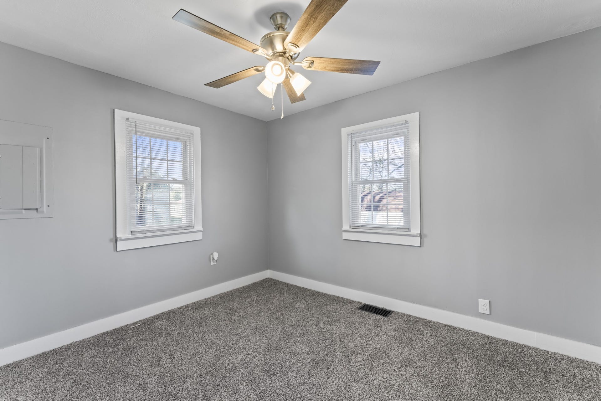 922 Trail St, Woodbury, TN 37190