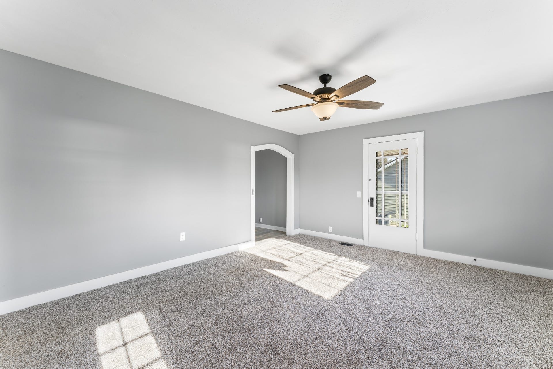 922 Trail St, Woodbury, TN 37190