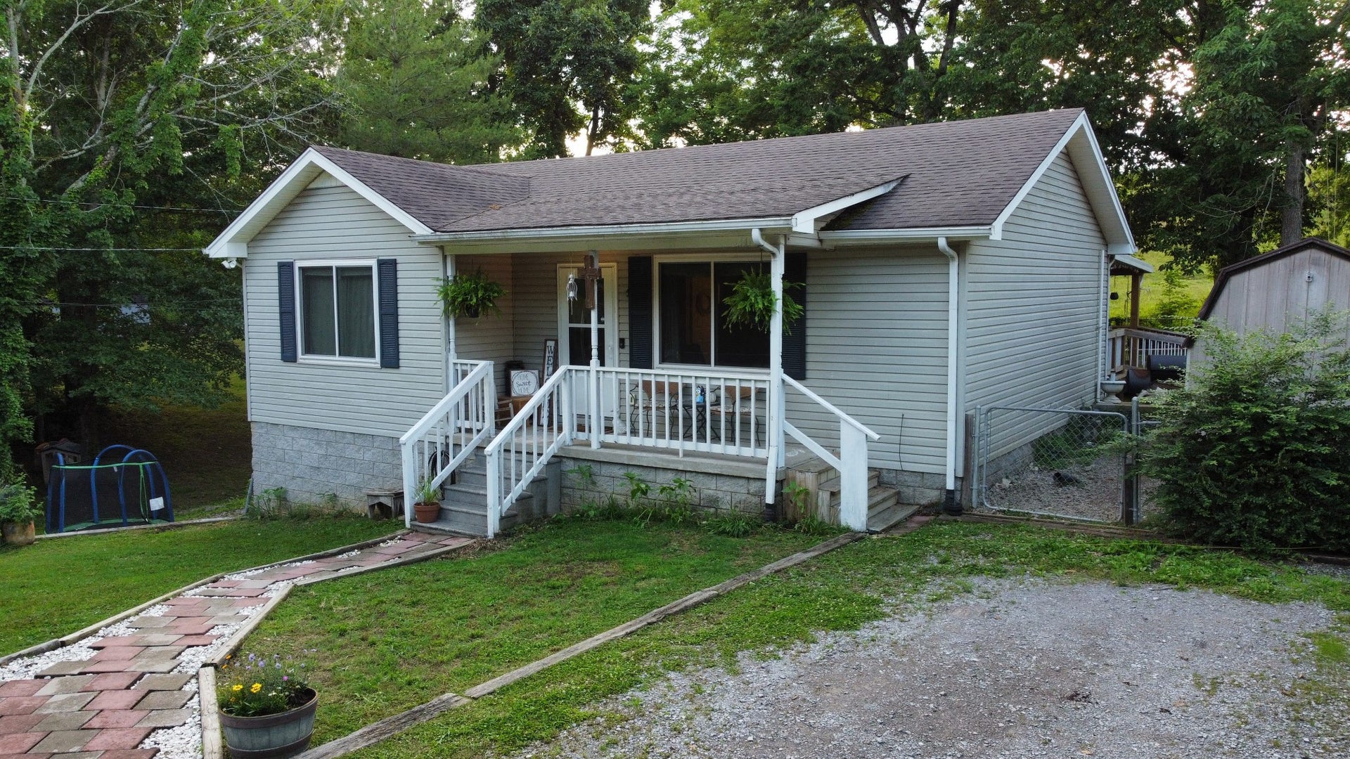 49 Roberts Ln, Lebanon, TN 37087 49 Roberts Ln, Lebanon, TN 37087