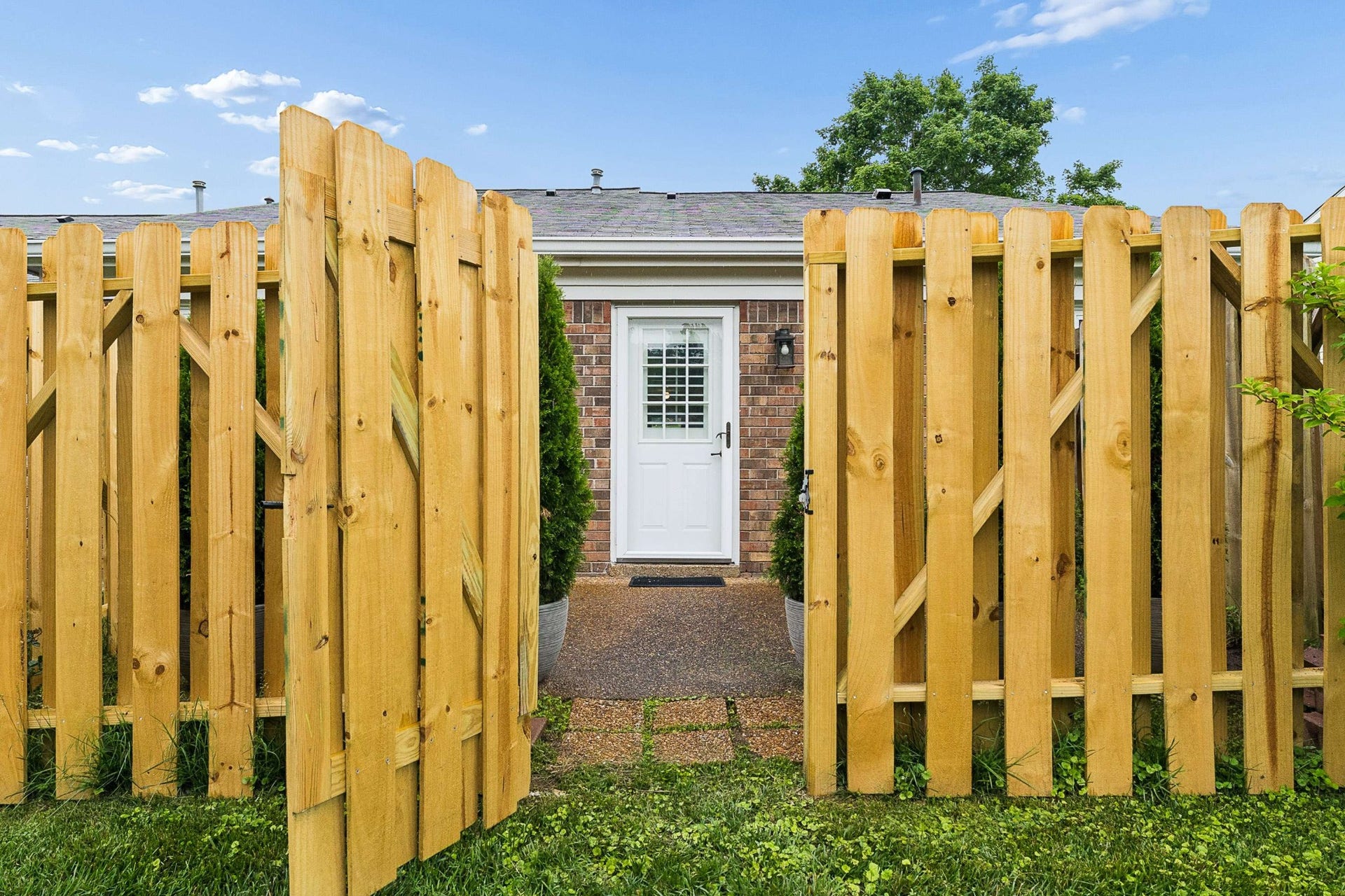 814 Marquette Dr, Nashville, TN 37205