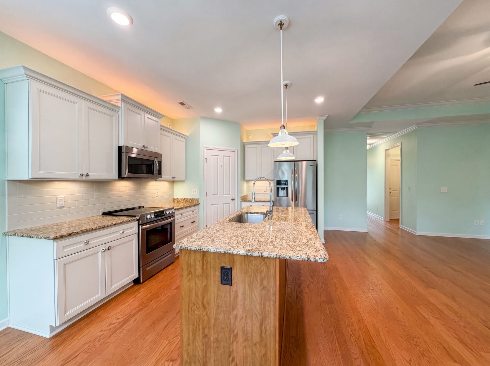 2530 Walpole Ln, Columbia, TN 38401 2530 Walpole Ln, Columbia, TN 38401