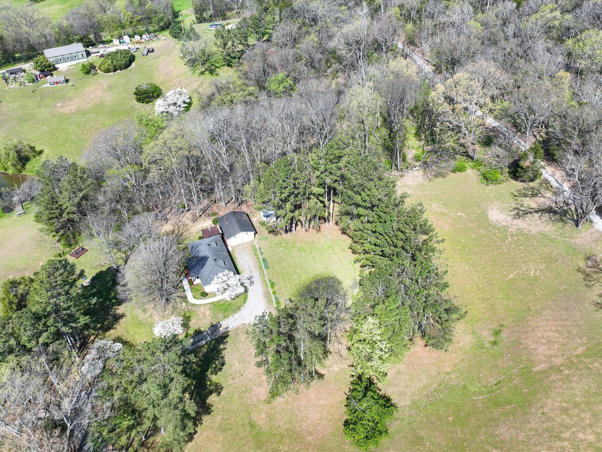 1454 Johnson Rd, Lewisburg, TN 37091