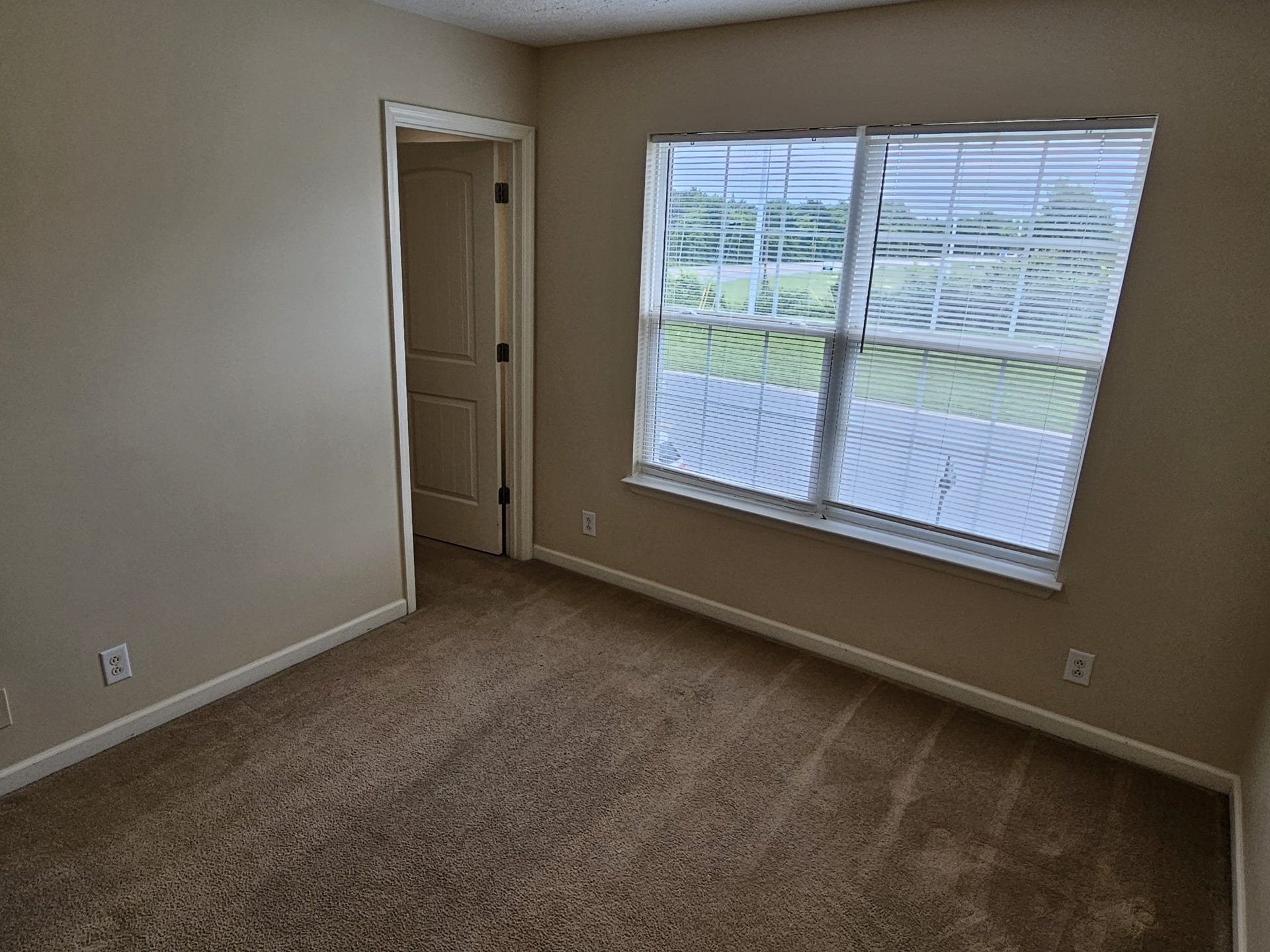 1935 Warmingfield Dr, Murfreesboro, TN 37127 1935 Warmingfield Dr, Murfreesboro, TN 37127