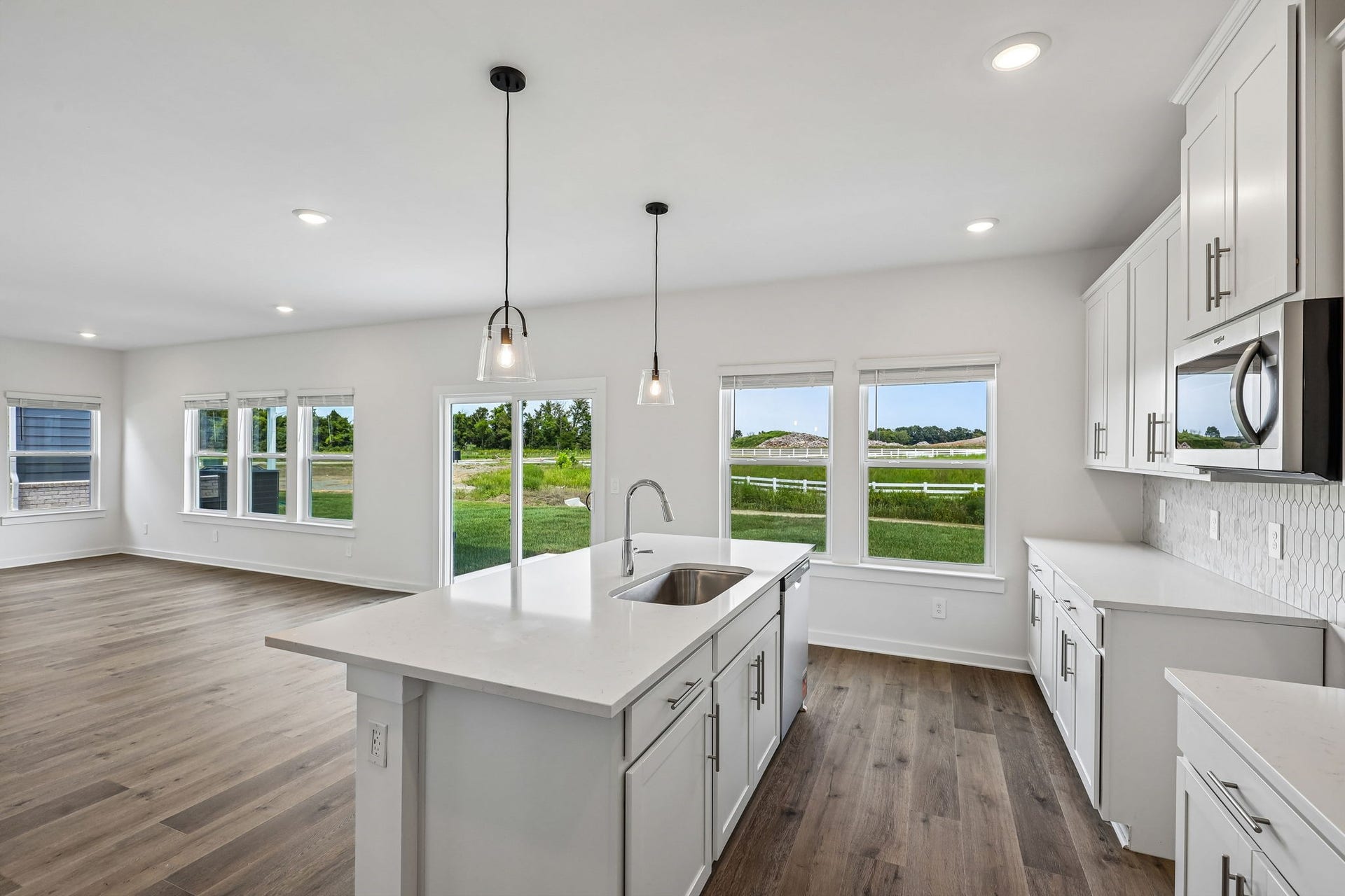 2917 Citrine Drive, Murfreesboro, TN 37127 2917 Citrine Drive, Murfreesboro, TN 37127