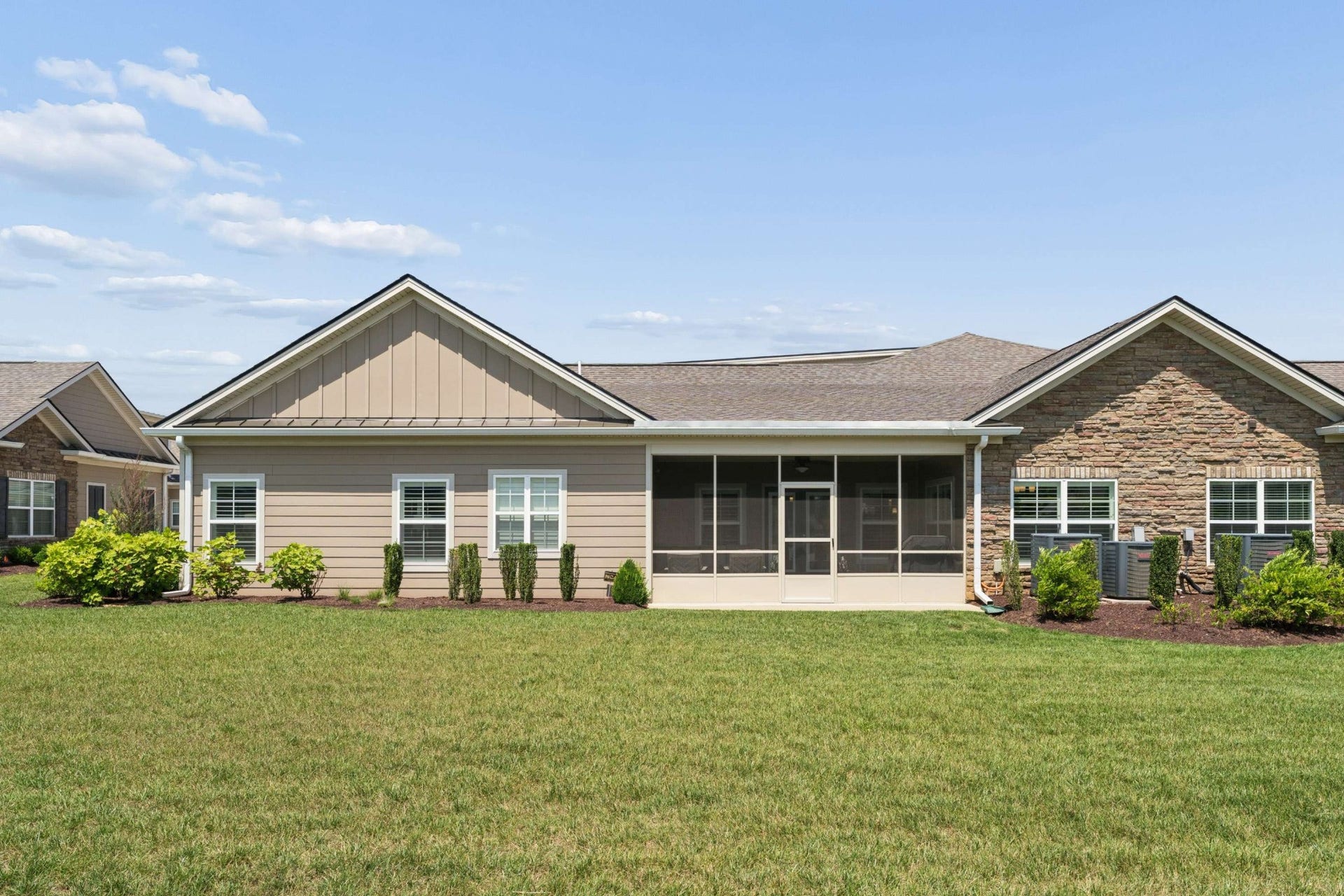 2423 Stonecenter Ln, Murfreesboro, TN 37128 2423 Stonecenter Ln, Murfreesboro, TN 37128
