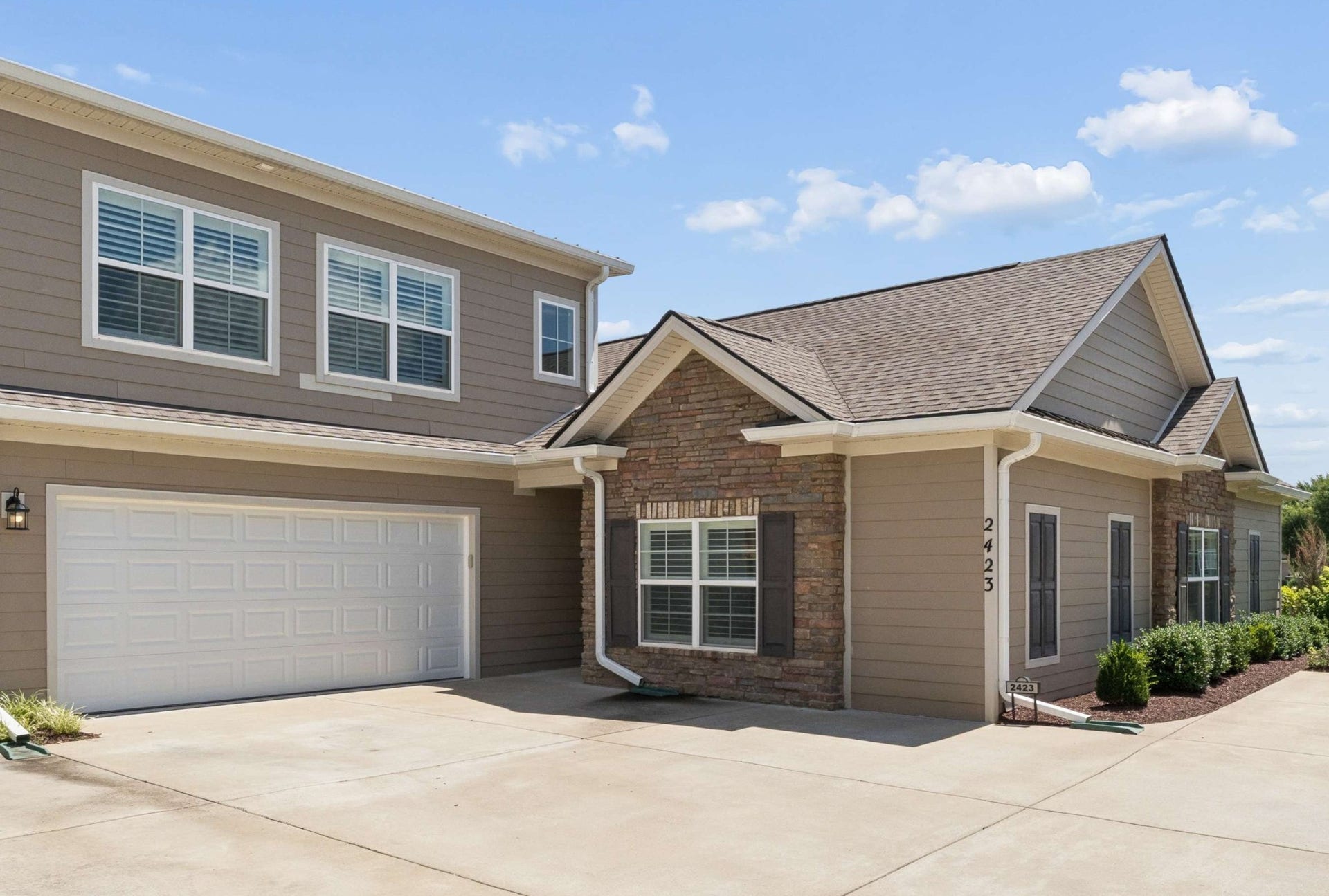 2423 Stonecenter Ln, Murfreesboro, TN 37128 2423 Stonecenter Ln, Murfreesboro, TN 37128
