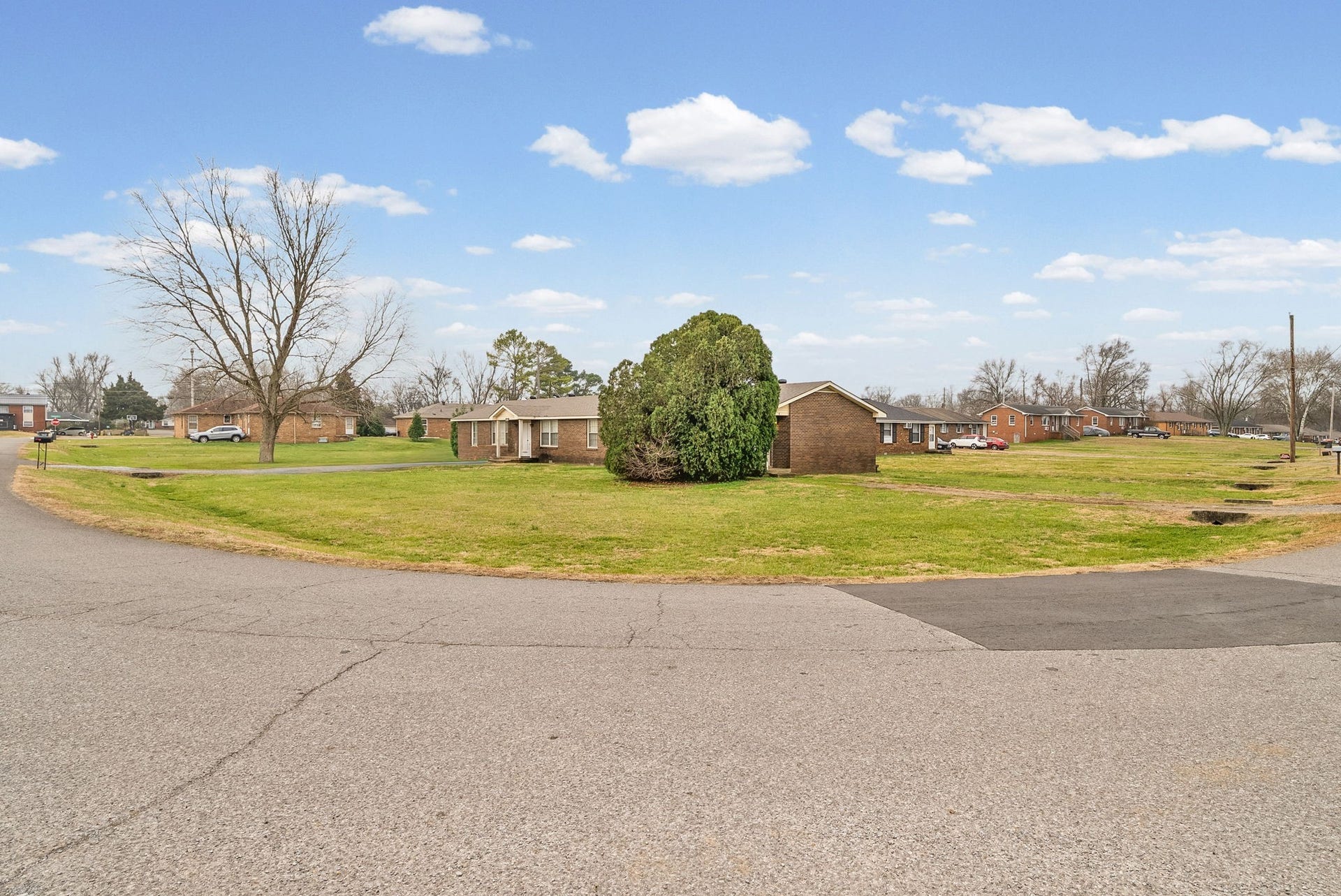 124 Tandy Dr, #B, Clarksville, TN 37042 124 Tandy Dr, #B, Clarksville, TN 37042