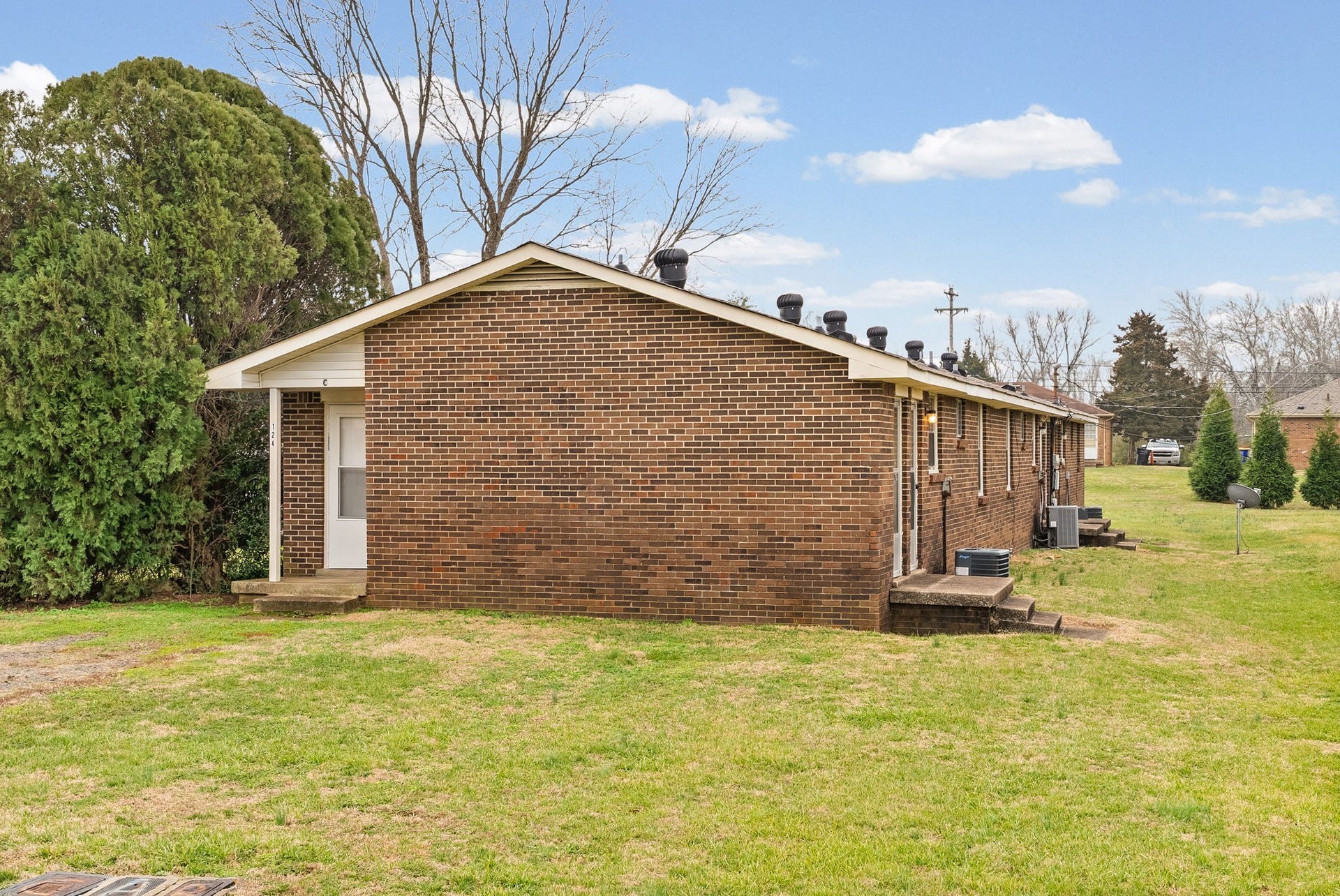 124 Tandy Dr, #B, Clarksville, TN 37042 124 Tandy Dr, #B, Clarksville, TN 37042