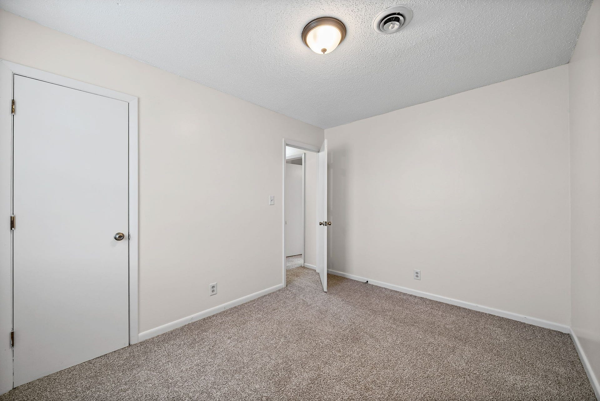 124 Tandy Dr, #B, Clarksville, TN 37042 124 Tandy Dr, #B, Clarksville, TN 37042