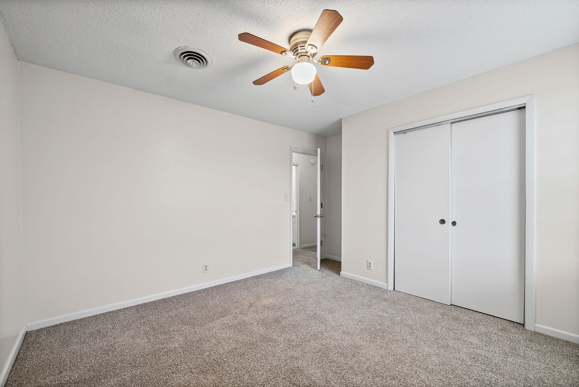 124 Tandy Dr, #B, Clarksville, TN 37042 124 Tandy Dr, #B, Clarksville, TN 37042