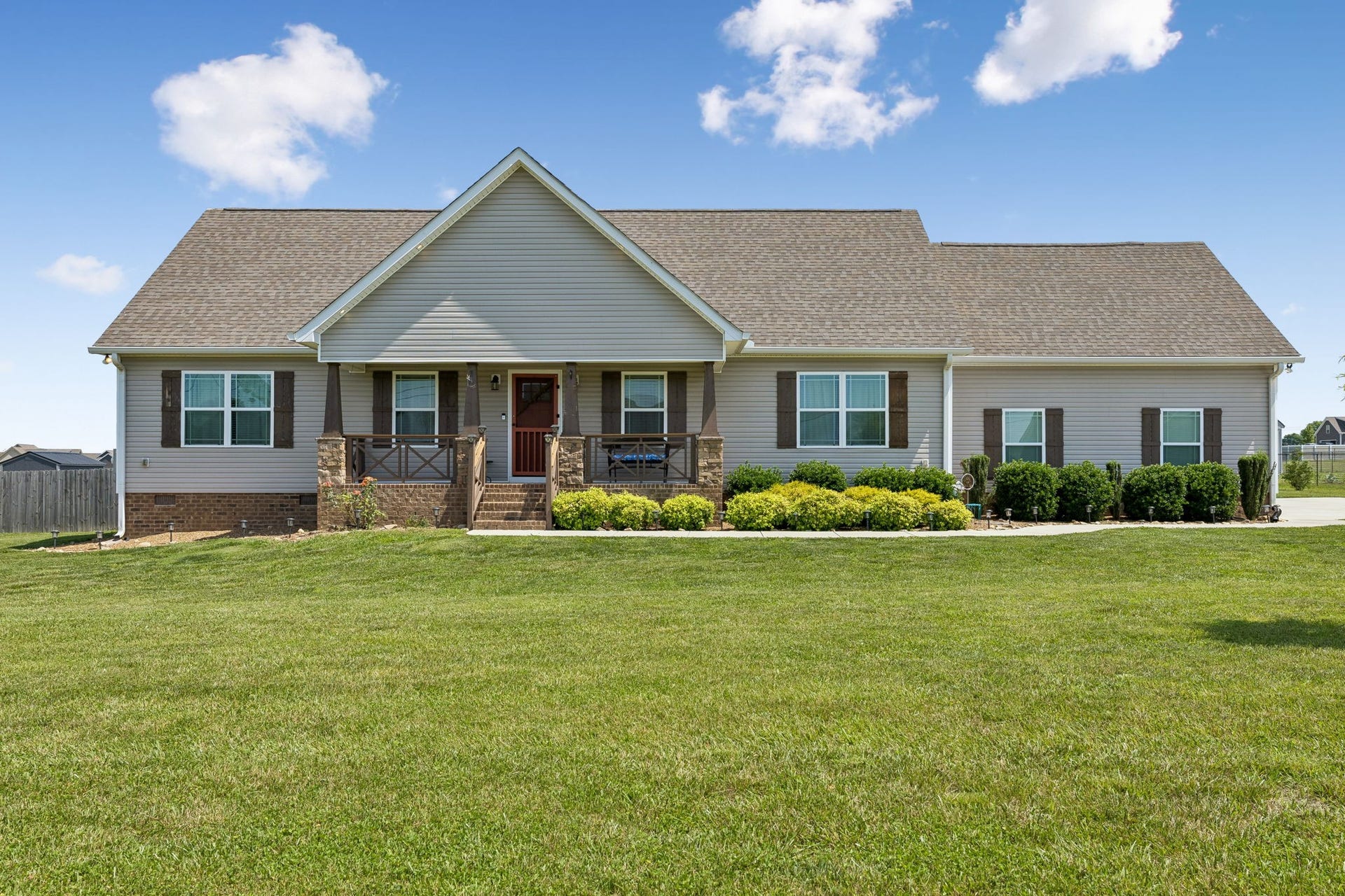 957 Richland Farms Dr, Manchester, TN 37355 957 Richland Farms Dr, Manchester, TN 37355