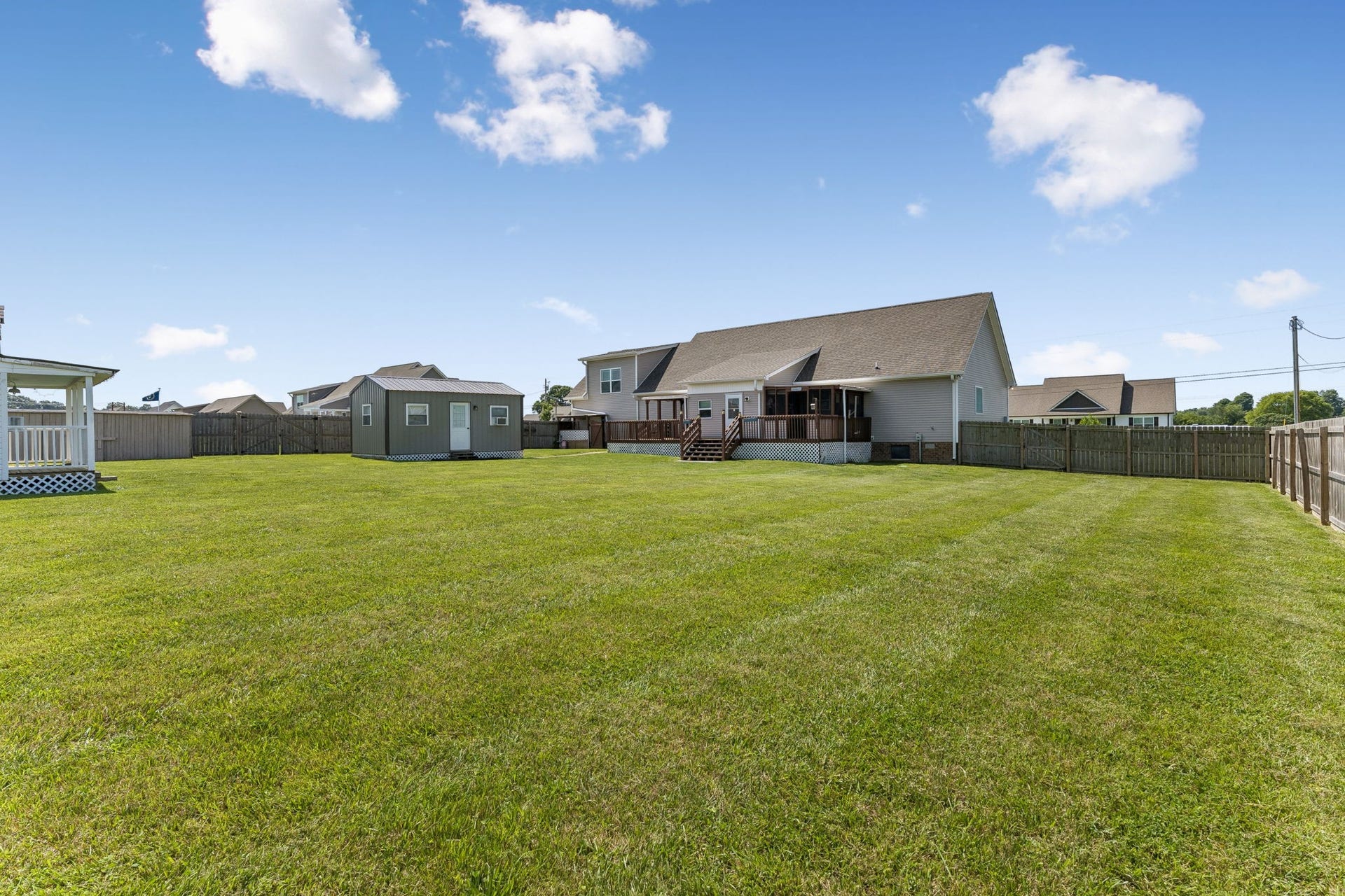 957 Richland Farms Dr, Manchester, TN 37355 957 Richland Farms Dr, Manchester, TN 37355