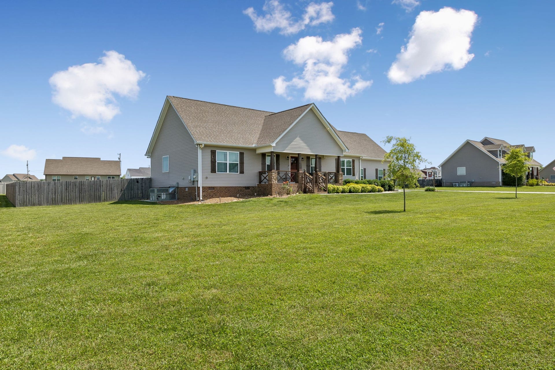 957 Richland Farms Dr, Manchester, TN 37355 957 Richland Farms Dr, Manchester, TN 37355