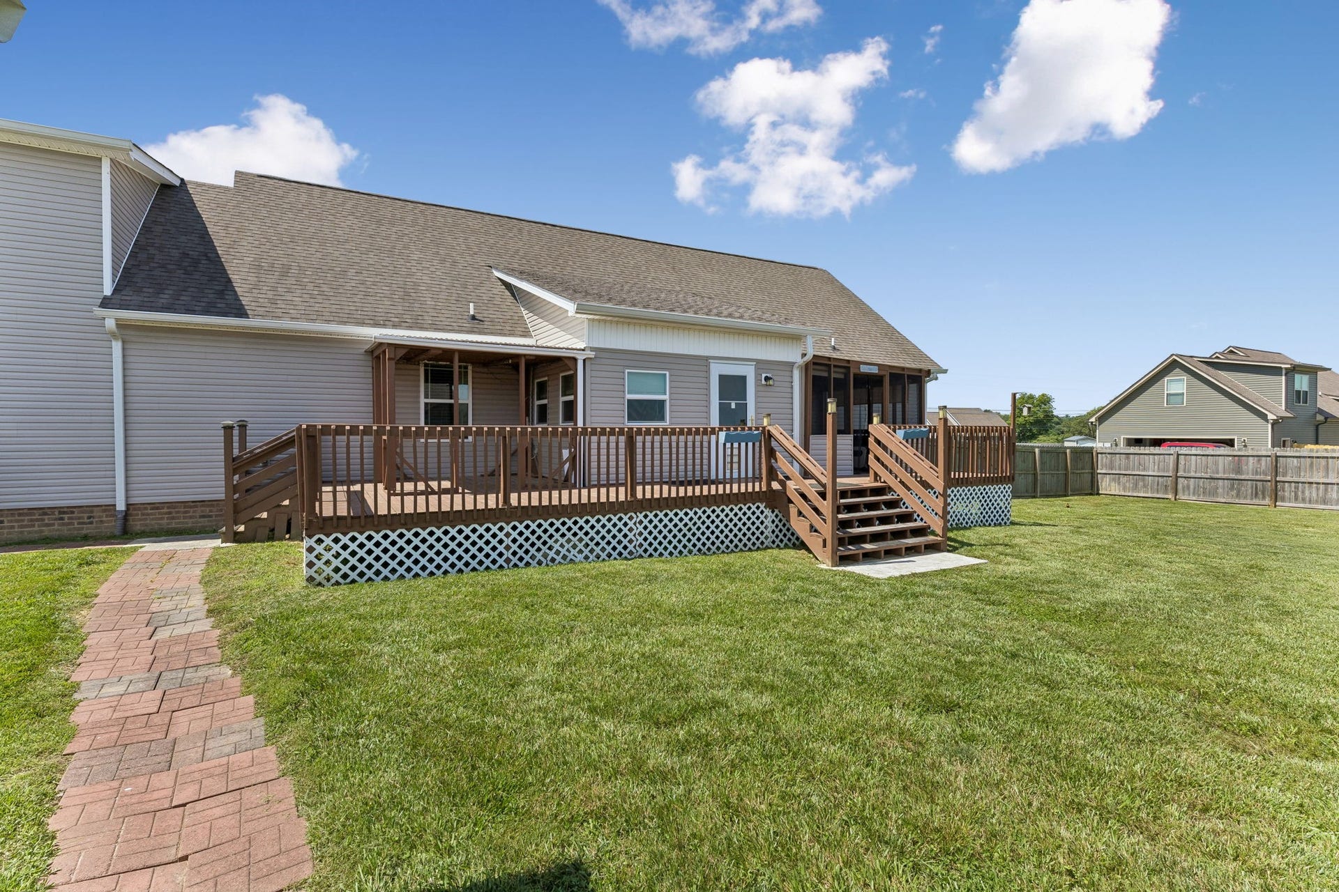 957 Richland Farms Dr, Manchester, TN 37355 957 Richland Farms Dr, Manchester, TN 37355